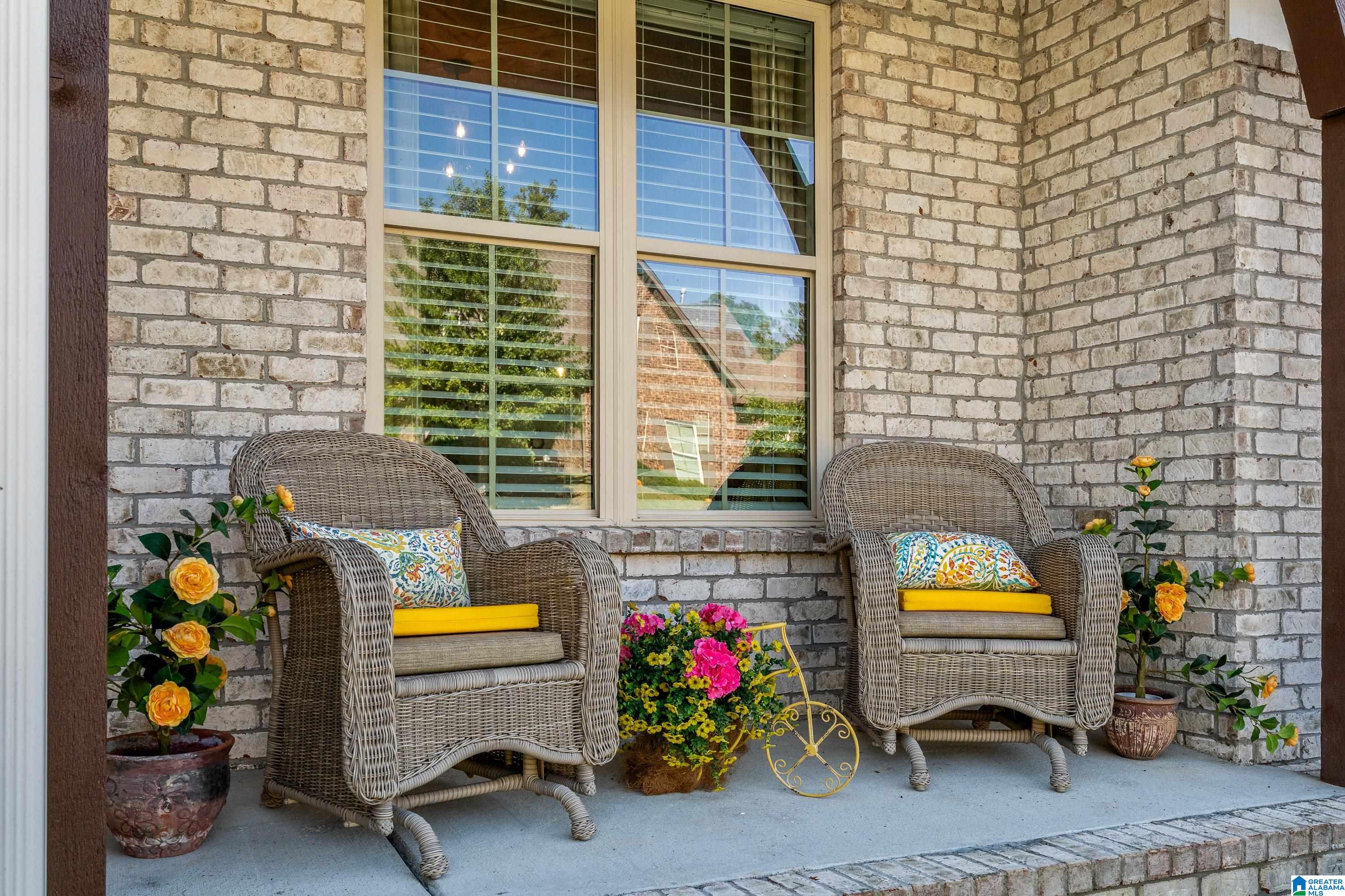 Photo 2 of Single family home for sale at 320 Birkdale Cvs, Pelham, AL 35124 | MLS# 21467837 | Listing updated on 2026-10-17
