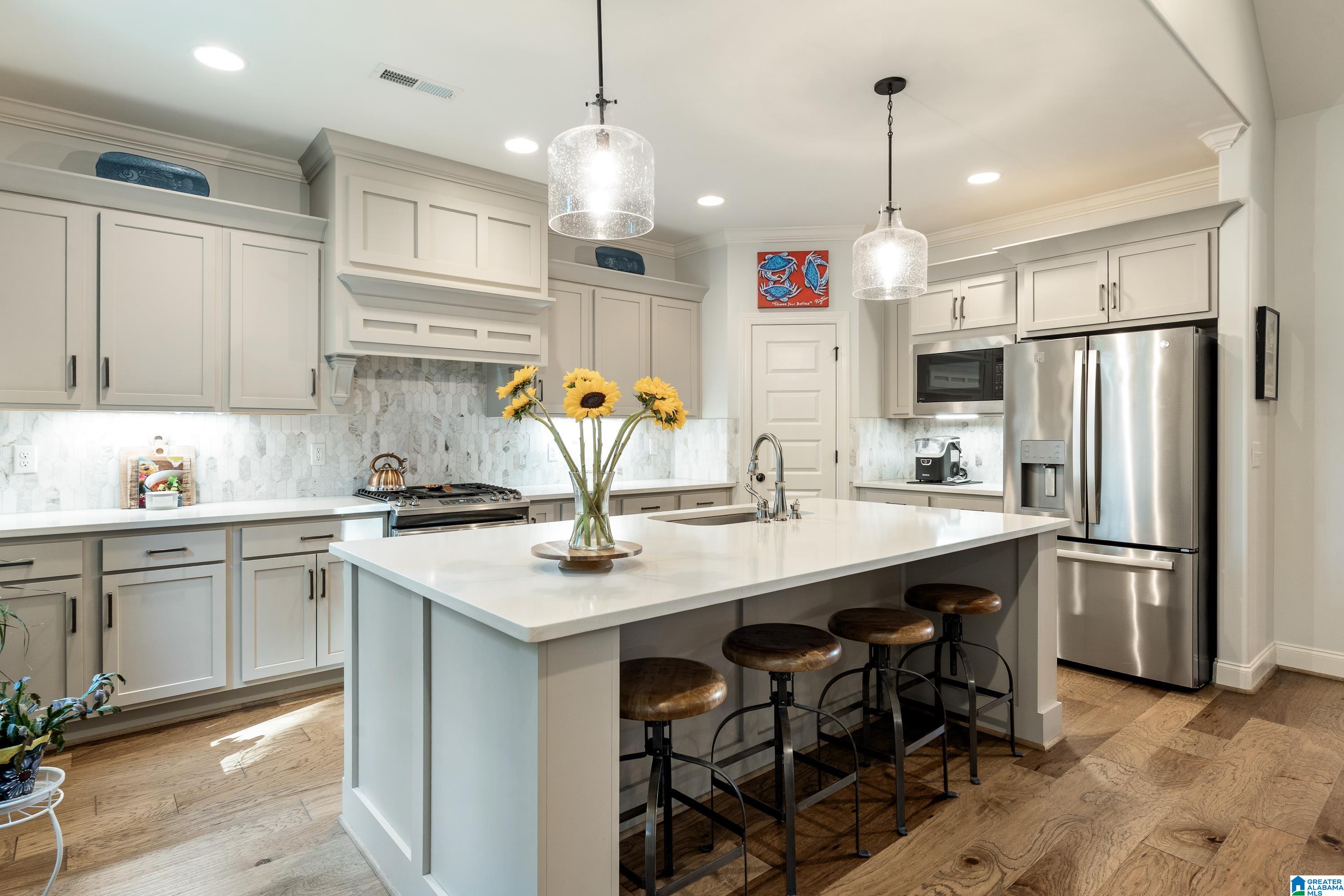 Photo 4 of Single family home for sale at 320 Birkdale Cvs, Pelham, AL 35124 | MLS# 21467837 | Listing updated on 2026-10-17