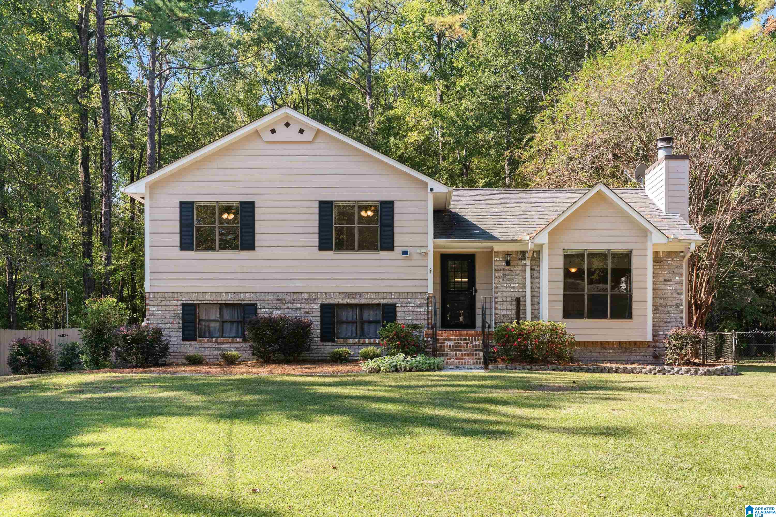 Photo 1 of Single family home for sale at 4950 Caldwell Ml Ln, Birmingham, AL 35242 | MLS# 21467866 | Listing updated on 2026-10-22