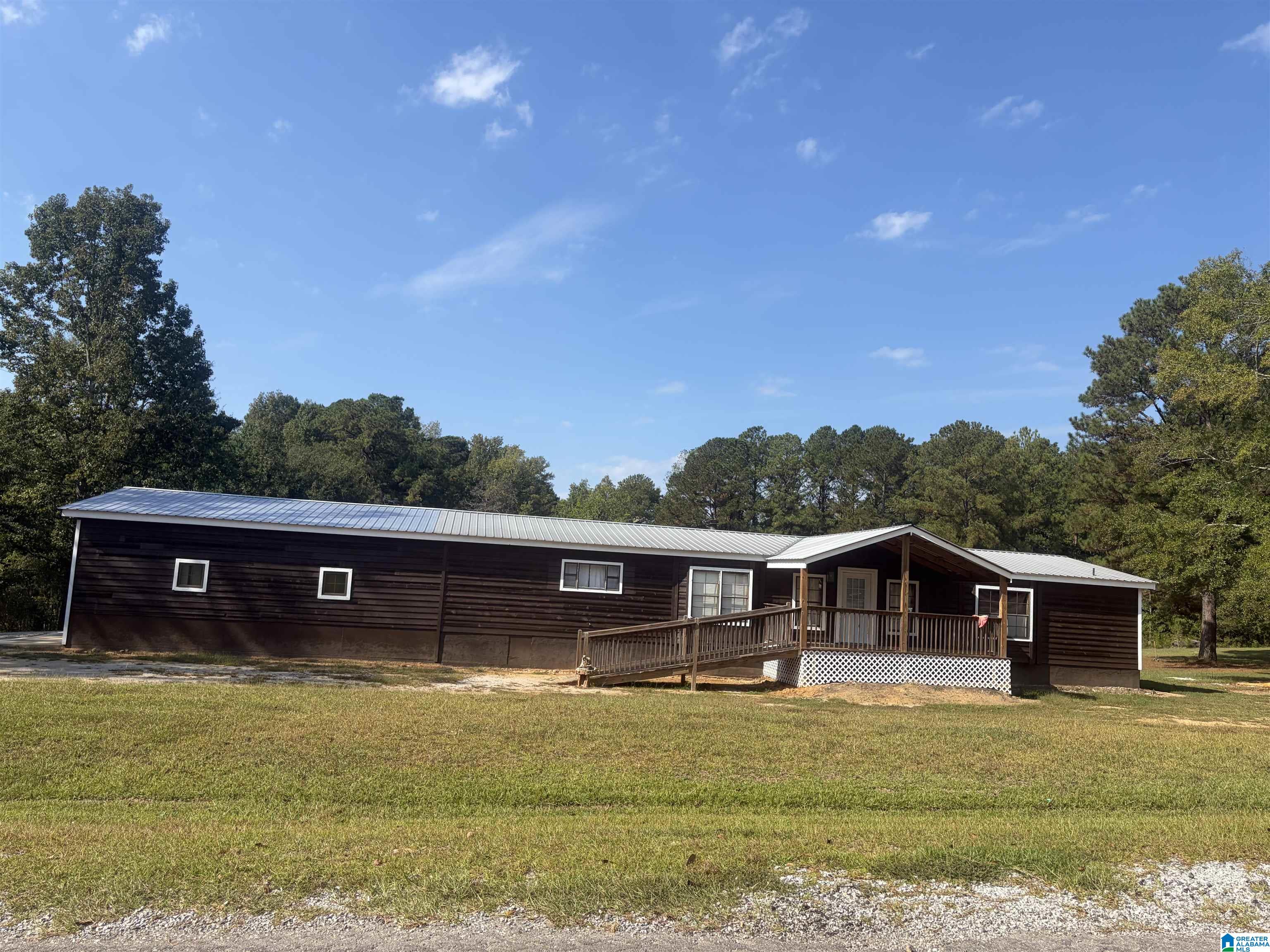 Photo 1 of Single family home for sale at 2003 County Rd 195, Jemison, AL 35085 | MLS# 21467894 | Listing updated on 2026-10-17