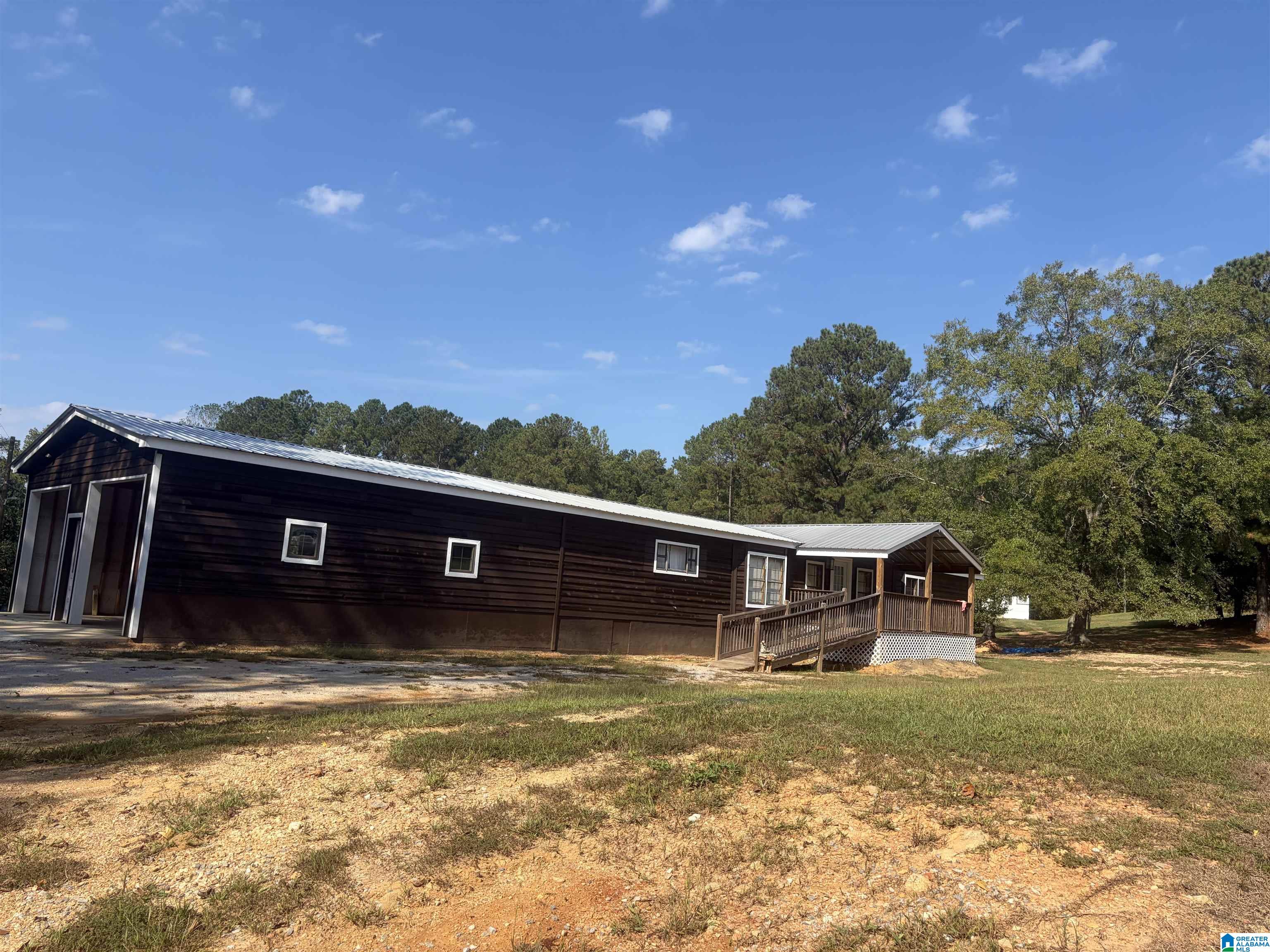Photo 2 of Single family home for sale at 2003 County Rd 195, Jemison, AL 35085 | MLS# 21467894 | Listing updated on 2026-10-17