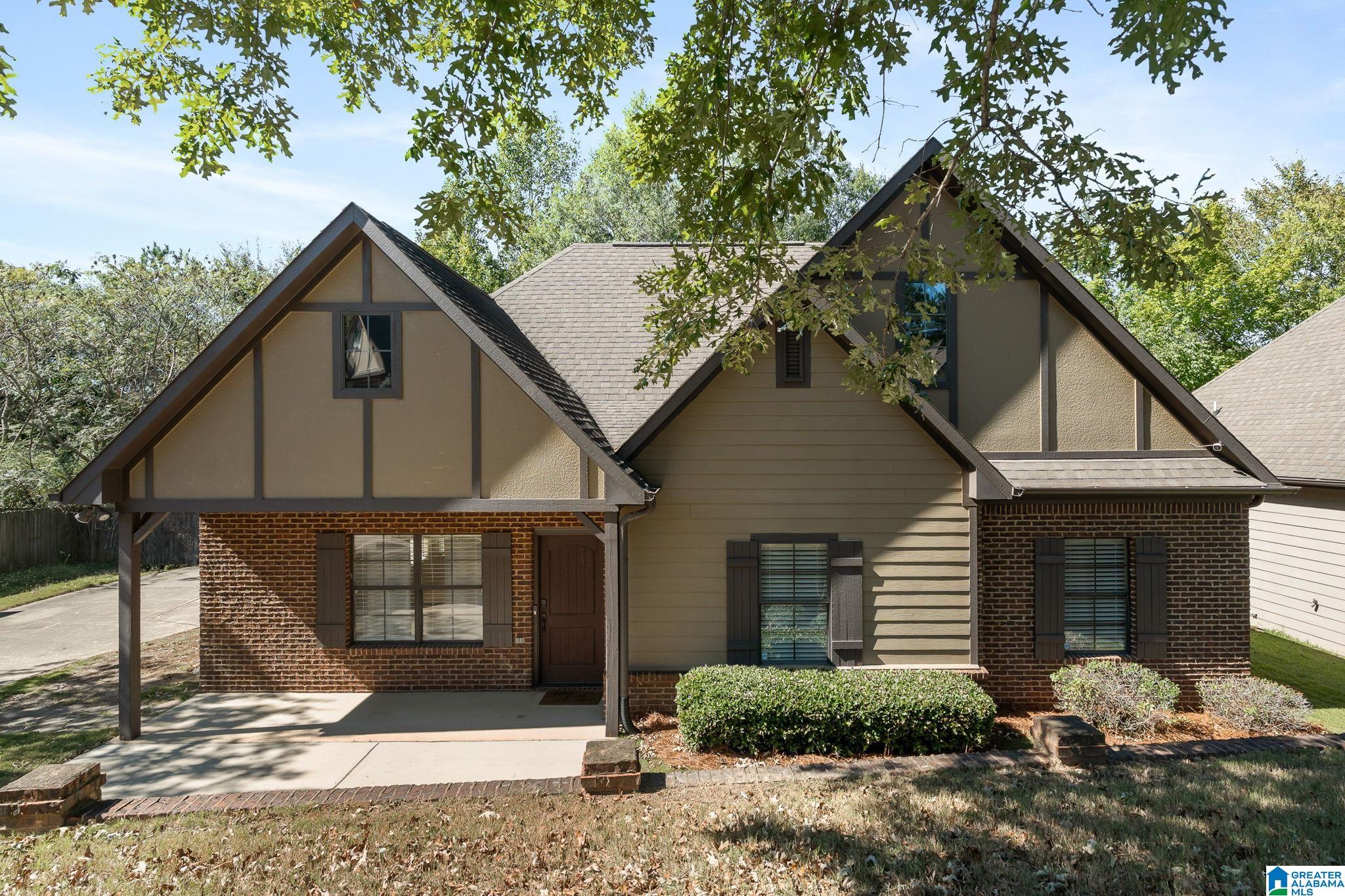 Photo 1 of Single family home for sale at 160 Eagle Cvs Dr, Pelham, AL 35124 | MLS# 21467904 | Listing updated on 2026-10-22
