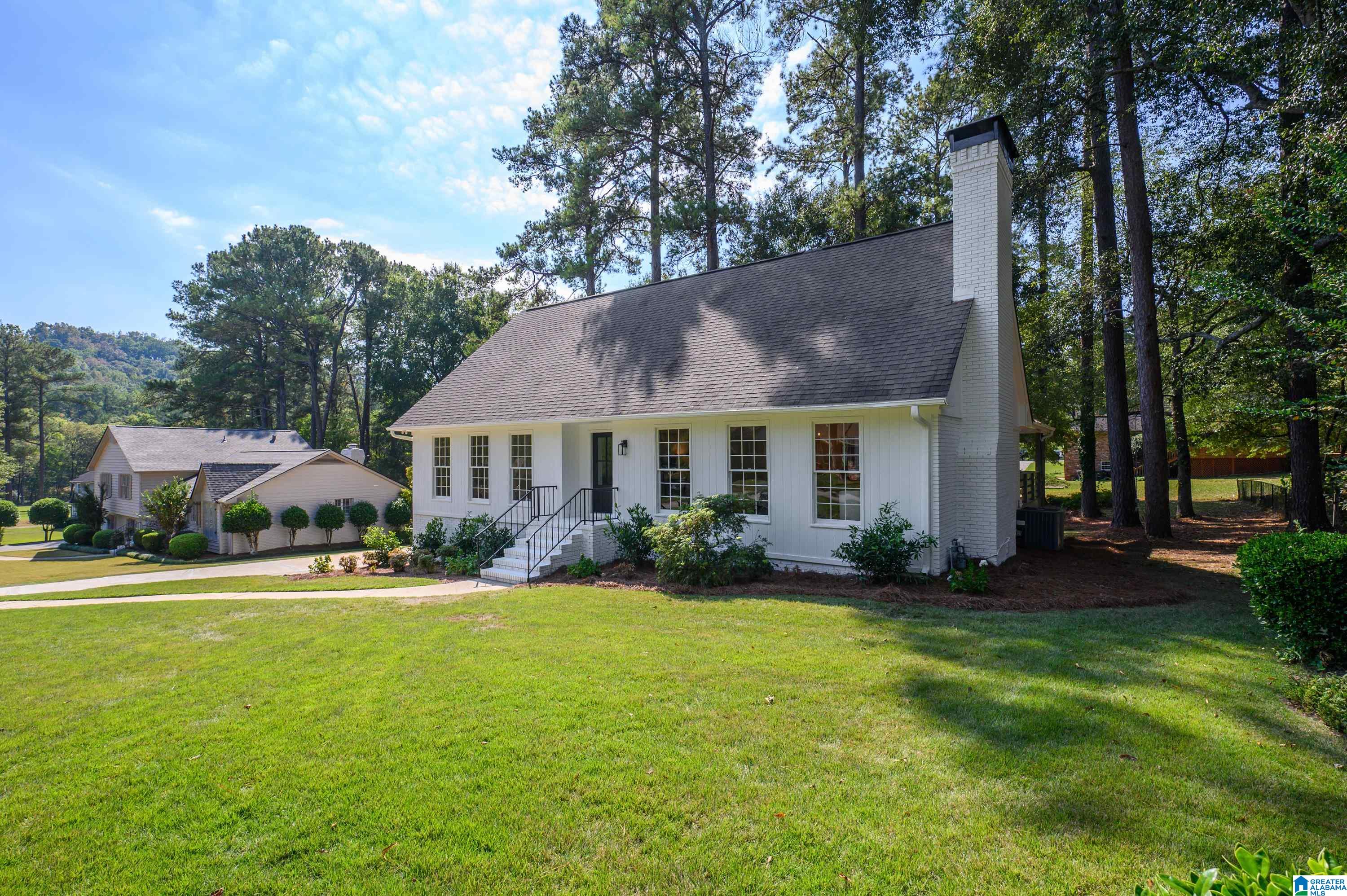 Photo 3 of Single family home for sale at 5122 Split Rail Trl, Birmingham, AL 35244 | MLS# 21468006 | Listing updated on 2026-10-20