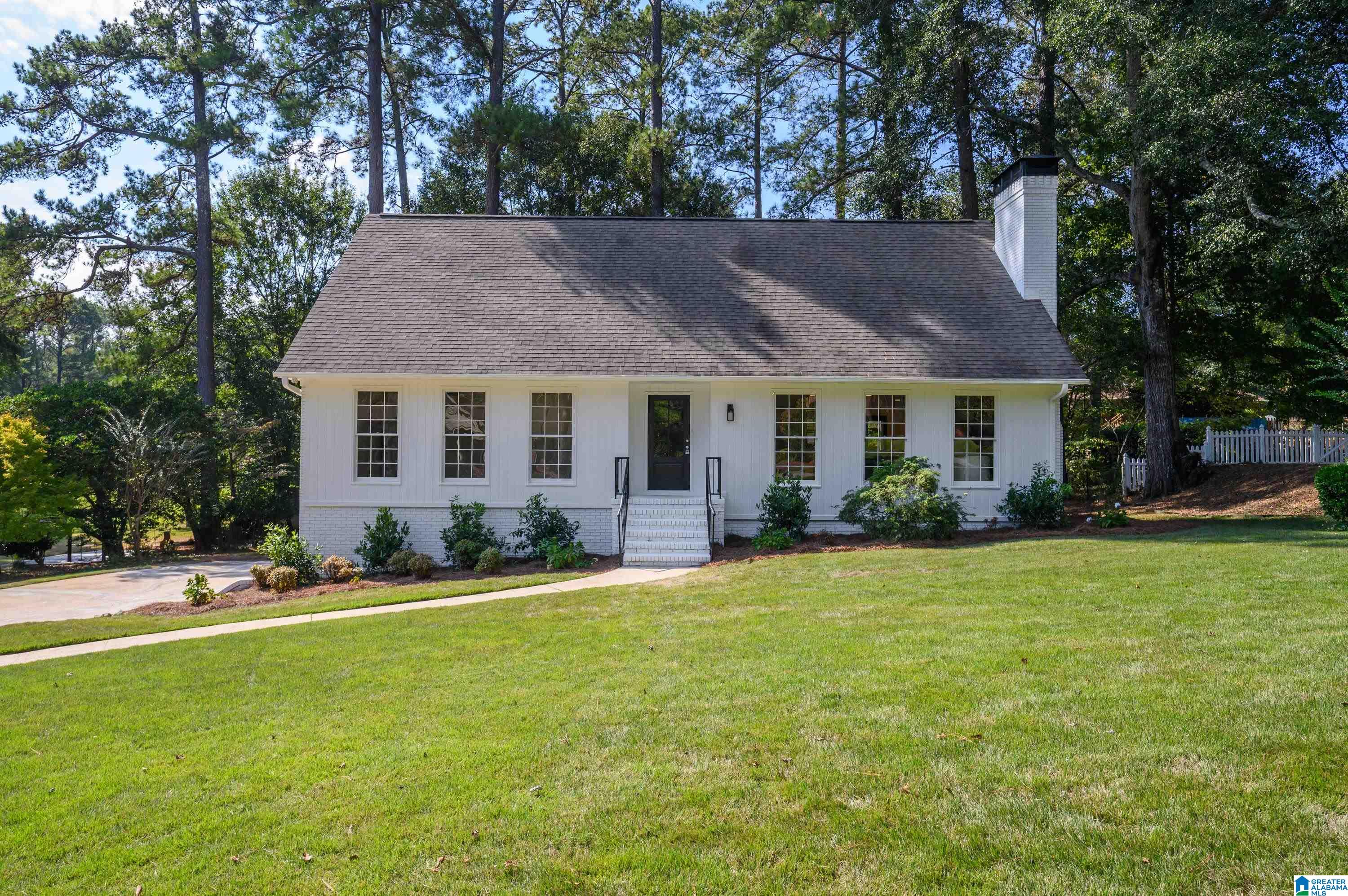 Photo 3 of Single family home for sale at 5122 Split Rail Trl, Birmingham, AL 35244 | MLS# 21468006 | Listing updated on 2026-10-20