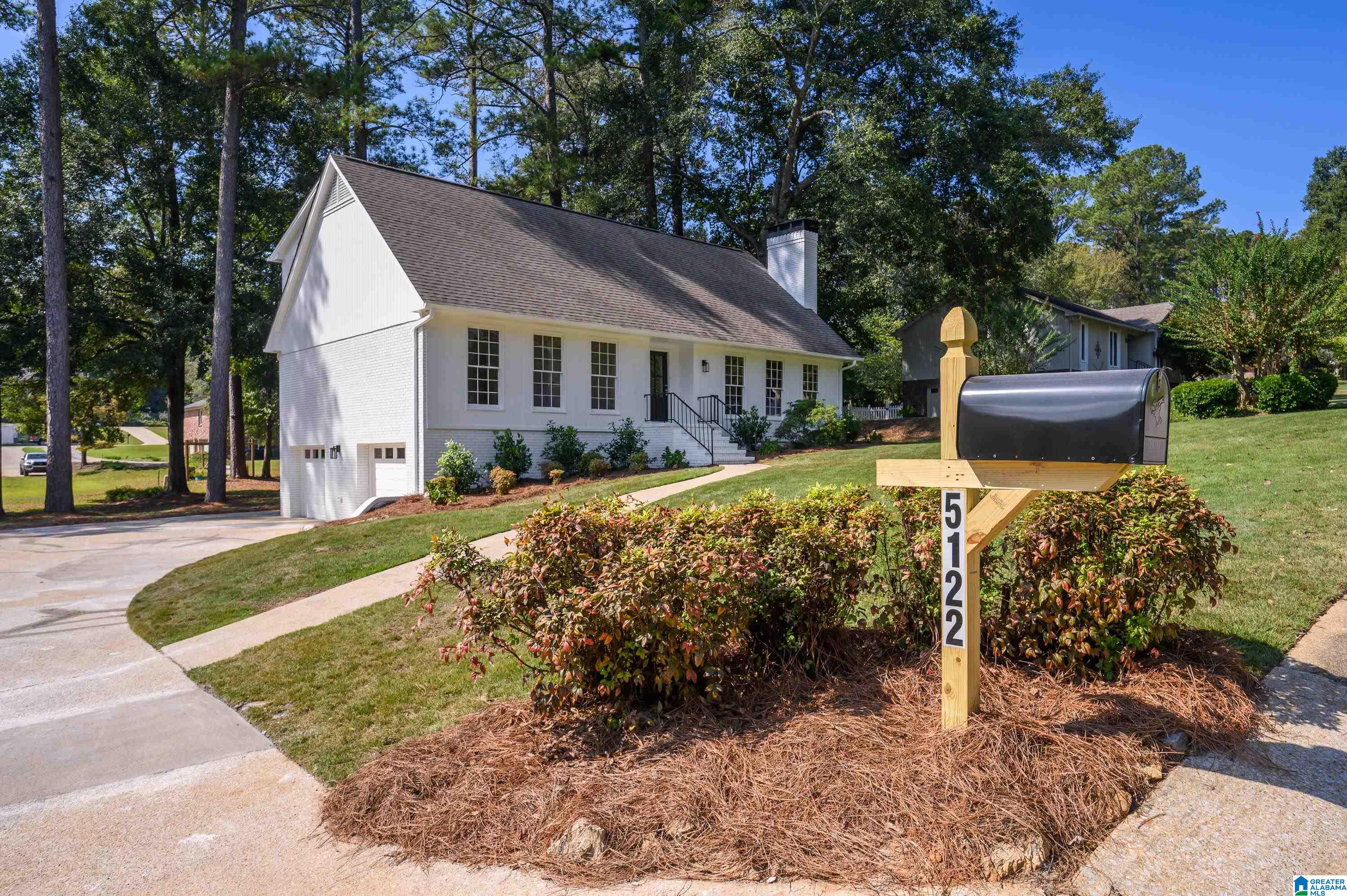 Photo 4 of Single family home for sale at 5122 Split Rail Trl, Birmingham, AL 35244 | MLS# 21468006 | Listing updated on 2026-10-20