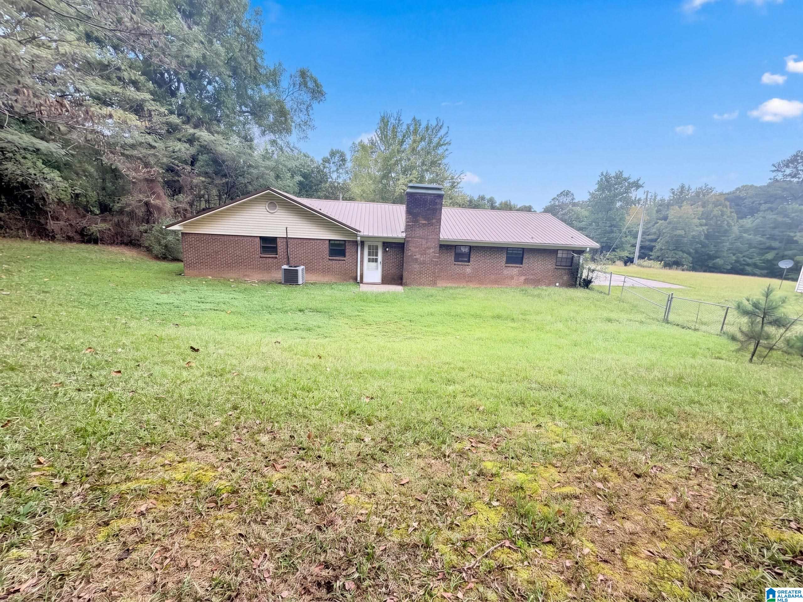 Photo 4 of Single family home for sale at 6732 County Rd 50, Jemison, AL 35085 | MLS# 21468019 | Listing updated on 2026-10-20