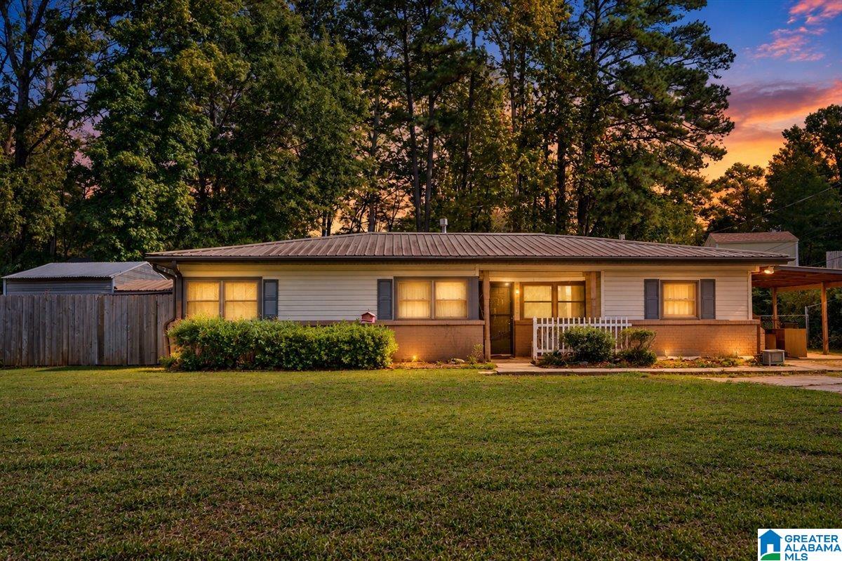 Photo 1 of Single family home for sale at 2113 Kelly Ln, Hoover, AL 35216 | MLS# 21468020 | Listing updated on 2026-10-20