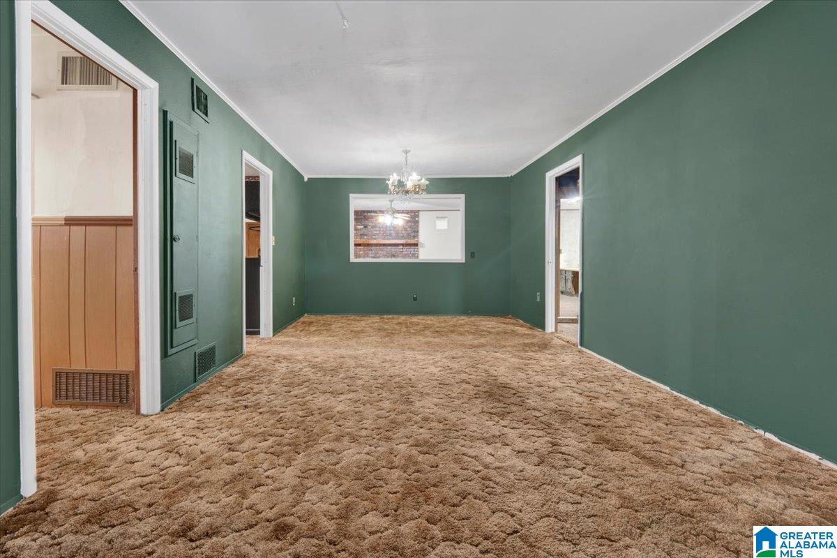 Photo 4 of Single family home for sale at 2113 Kelly Ln, Hoover, AL 35216 | MLS# 21468020 | Listing updated on 2026-10-20