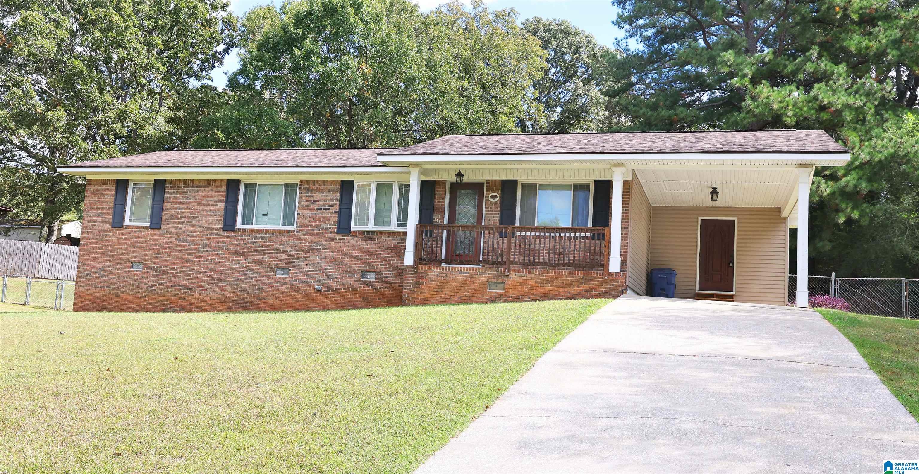 Photo 1 of Single family home for sale at 52 Grandview Dr, Eastaboga, AL 36260 | MLS# 21468024 | Listing updated on 2026-10-20