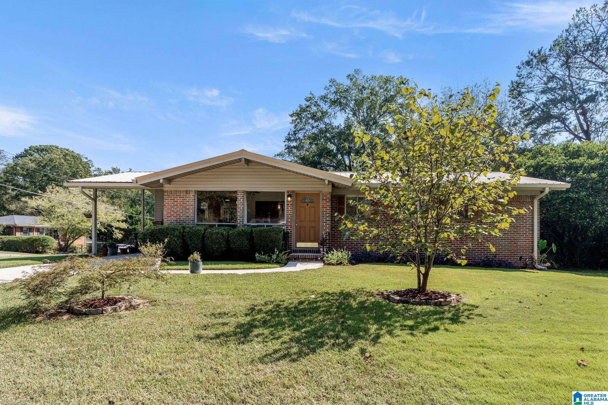 Photo 1 of Single family home for sale at 201 Berkshire Dr, Irondale, AL 35210 | MLS# 21468041 | Listing updated on 2026-10-22
