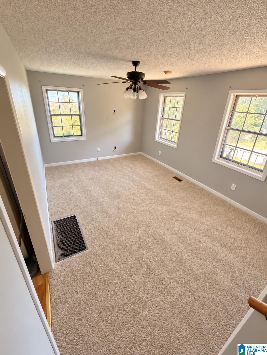 Photo 3 of Single family home for sale at 2416 7th Place Ne, Center Point, AL 35215 | MLS# 21468045 | Listing updated on 2026-10-20
