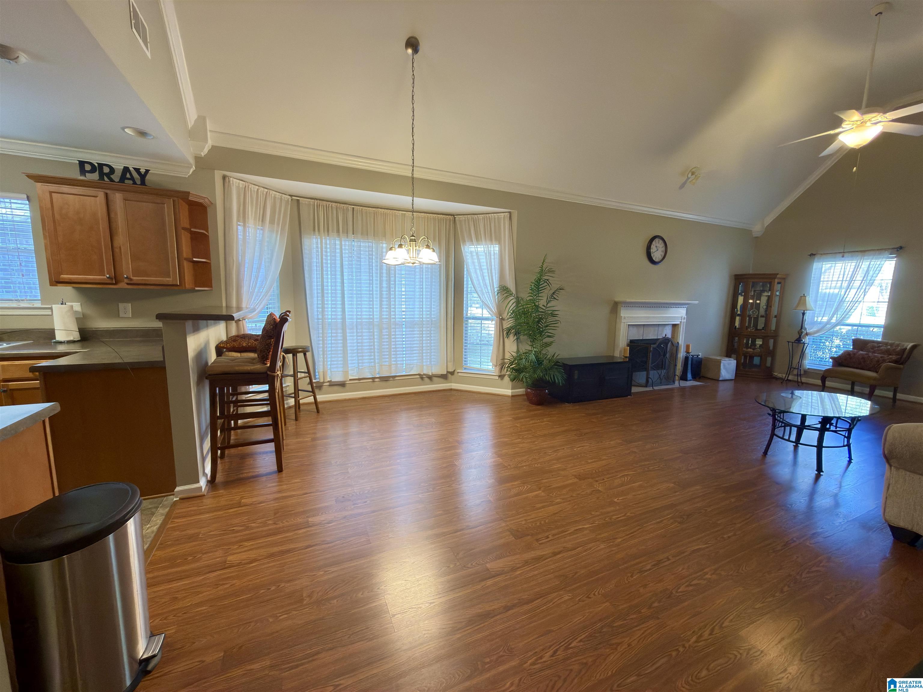 Photo 2 of Single family home for sale at 2073 Willow Glenn Dr, Birmingham, AL 35215 | MLS# 21468054 | Listing updated on 2026-10-20