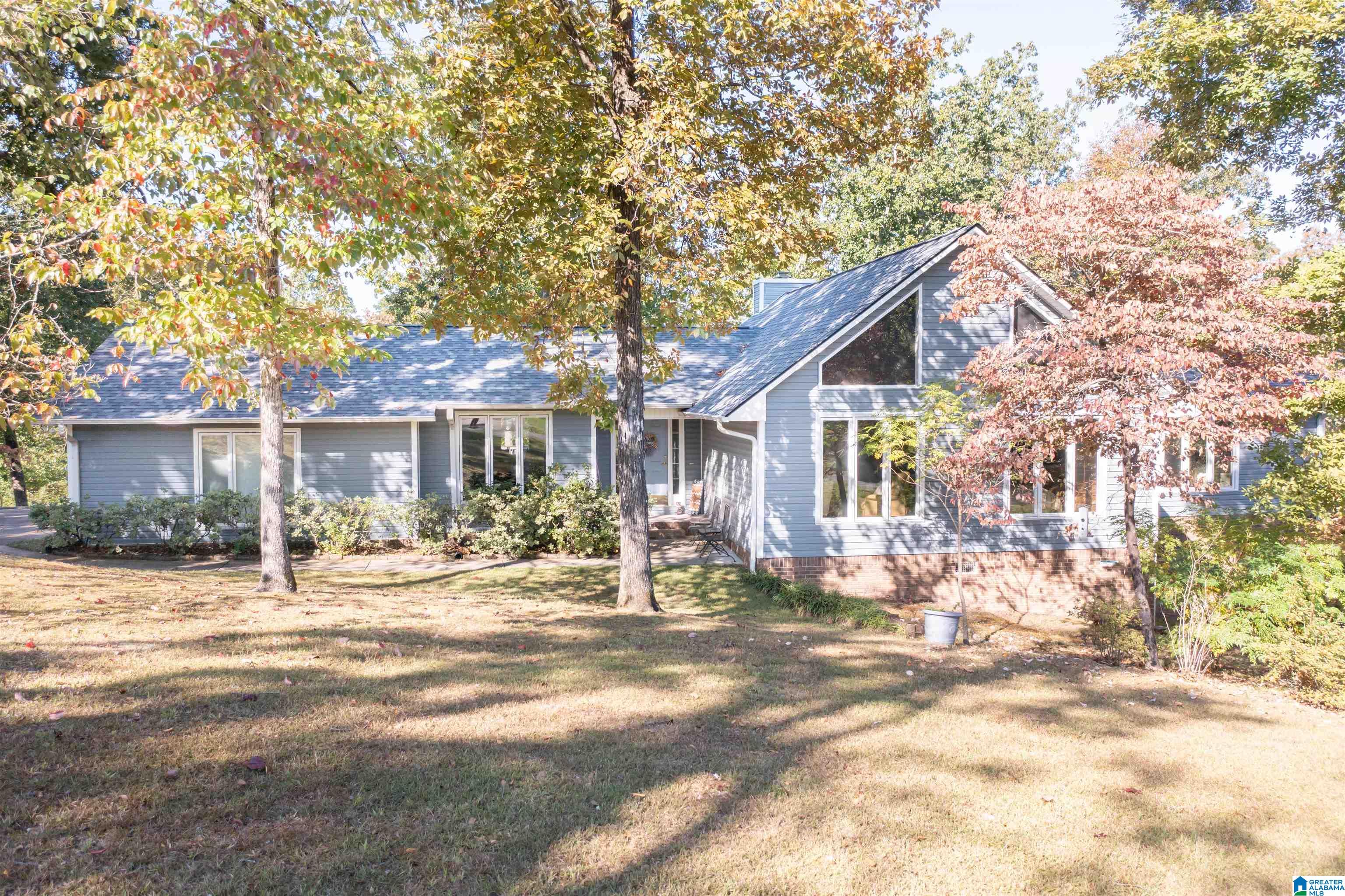 Photo 1 of Sale Pending at 1102 5th Avenue Ne, Jacksonville, AL 36265 | MLS# 21468077 | Listing updated on 2026-10-20