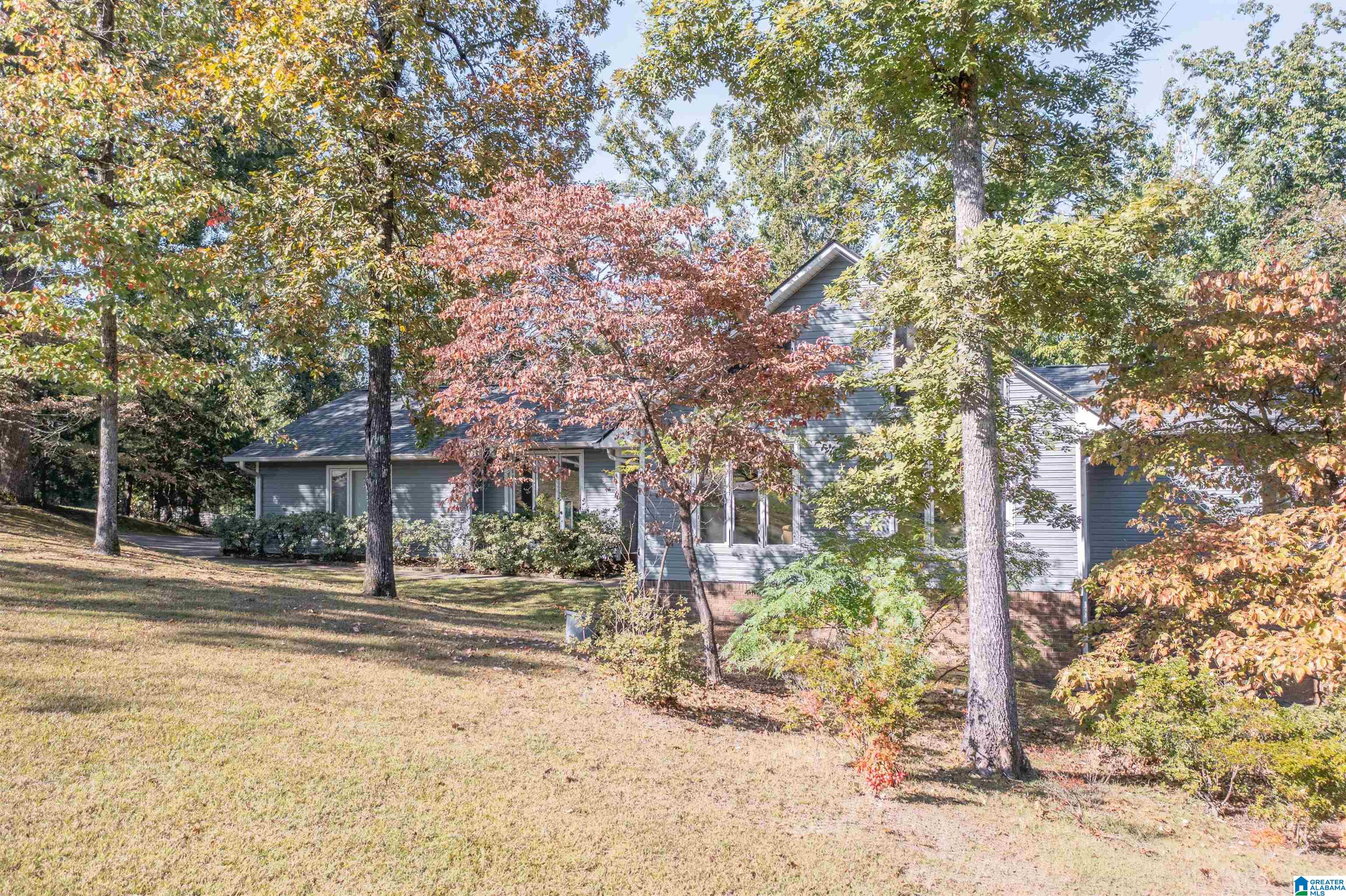 Photo 2 of Sale Pending at 1102 5th Avenue Ne, Jacksonville, AL 36265 | MLS# 21468077 | Listing updated on 2026-10-20
