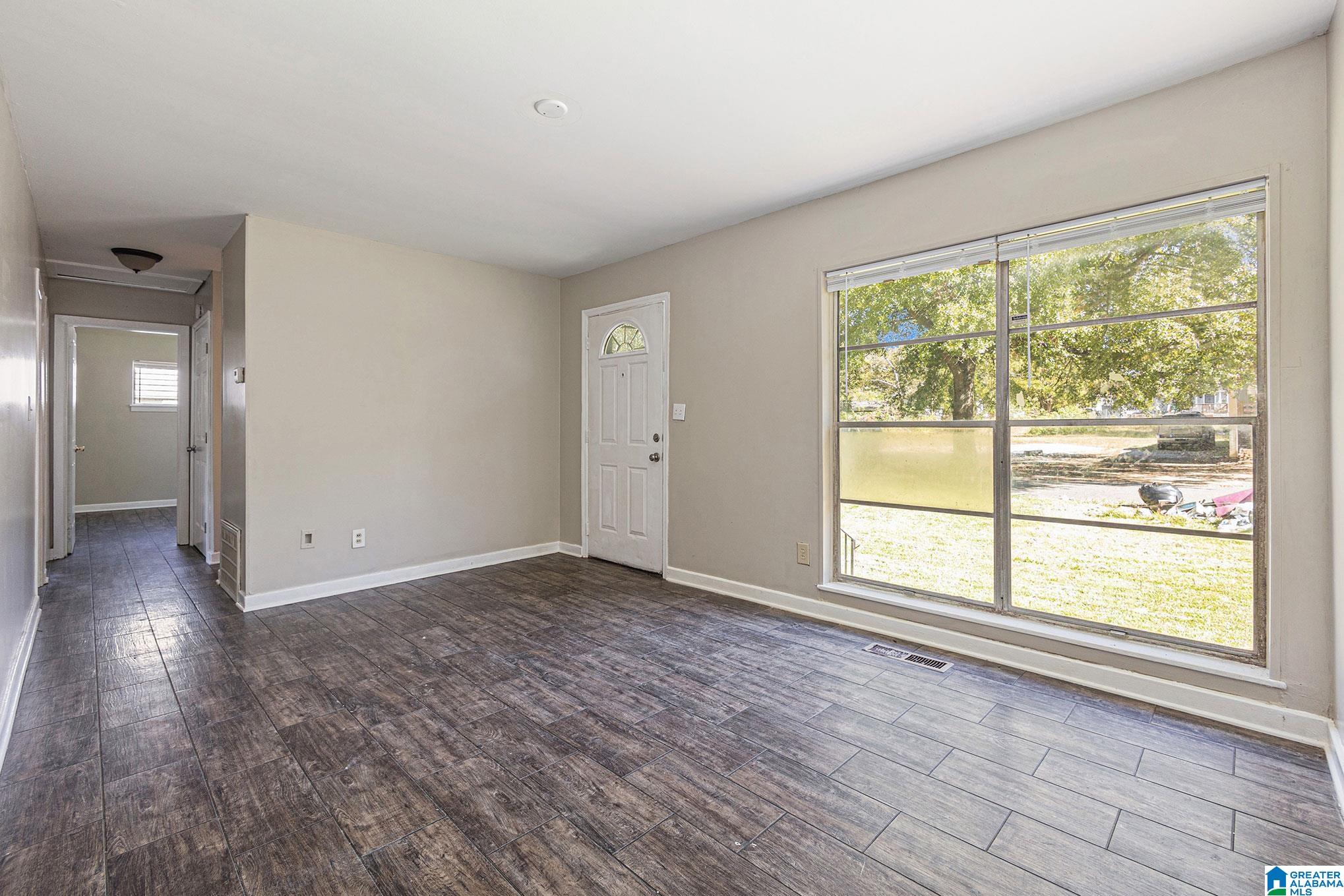 Photo 1 of Single family home for sale at 756 30th Street SW, Birmingham, AL 35211 | MLS# 21468083 | Listing updated on 2026-10-20