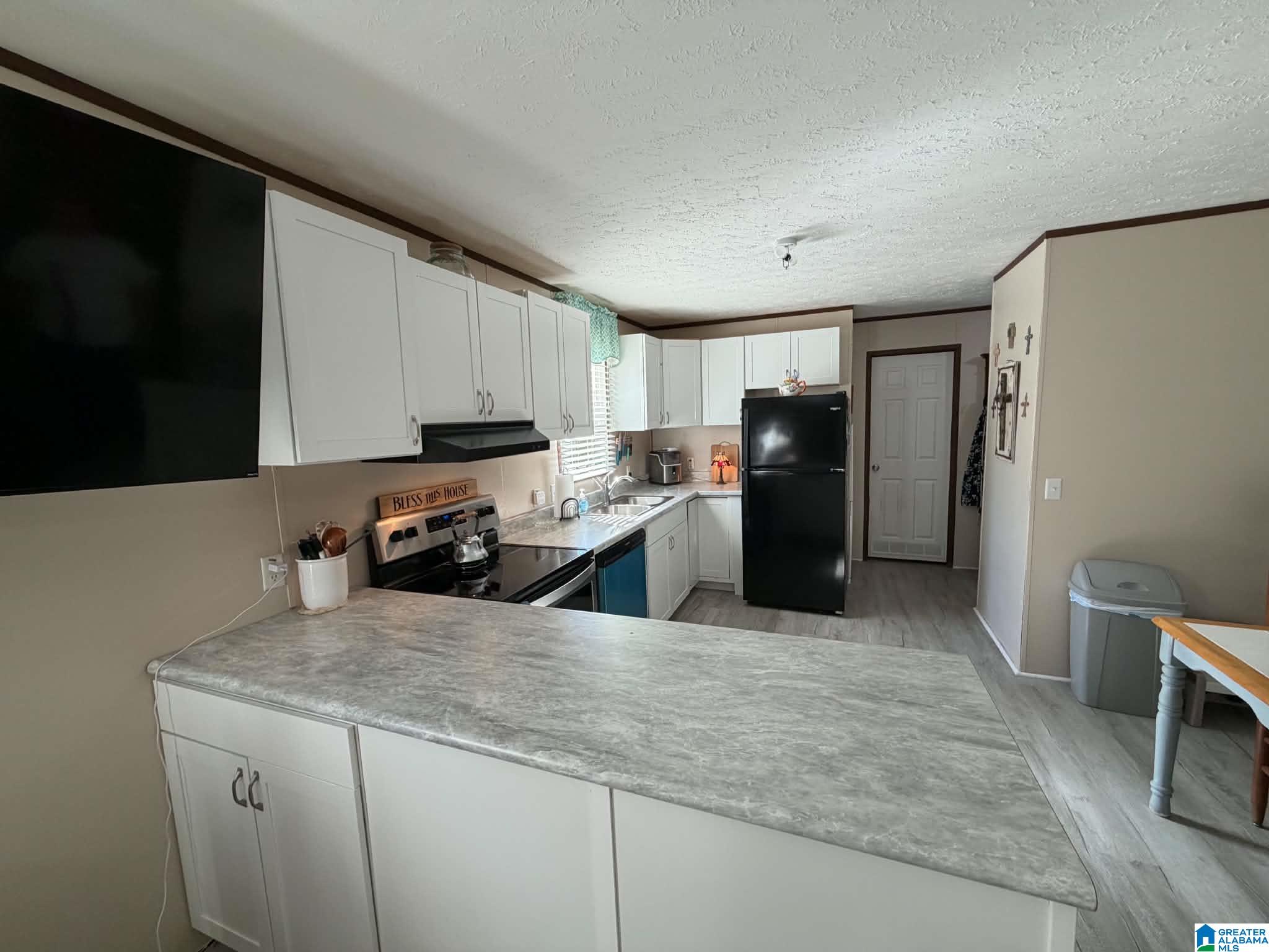 Photo 4 of Single family home for sale at 282 Belaire Dr, Odenville, AL 35120 | MLS# 21468095 | Listing updated on 2026-10-20