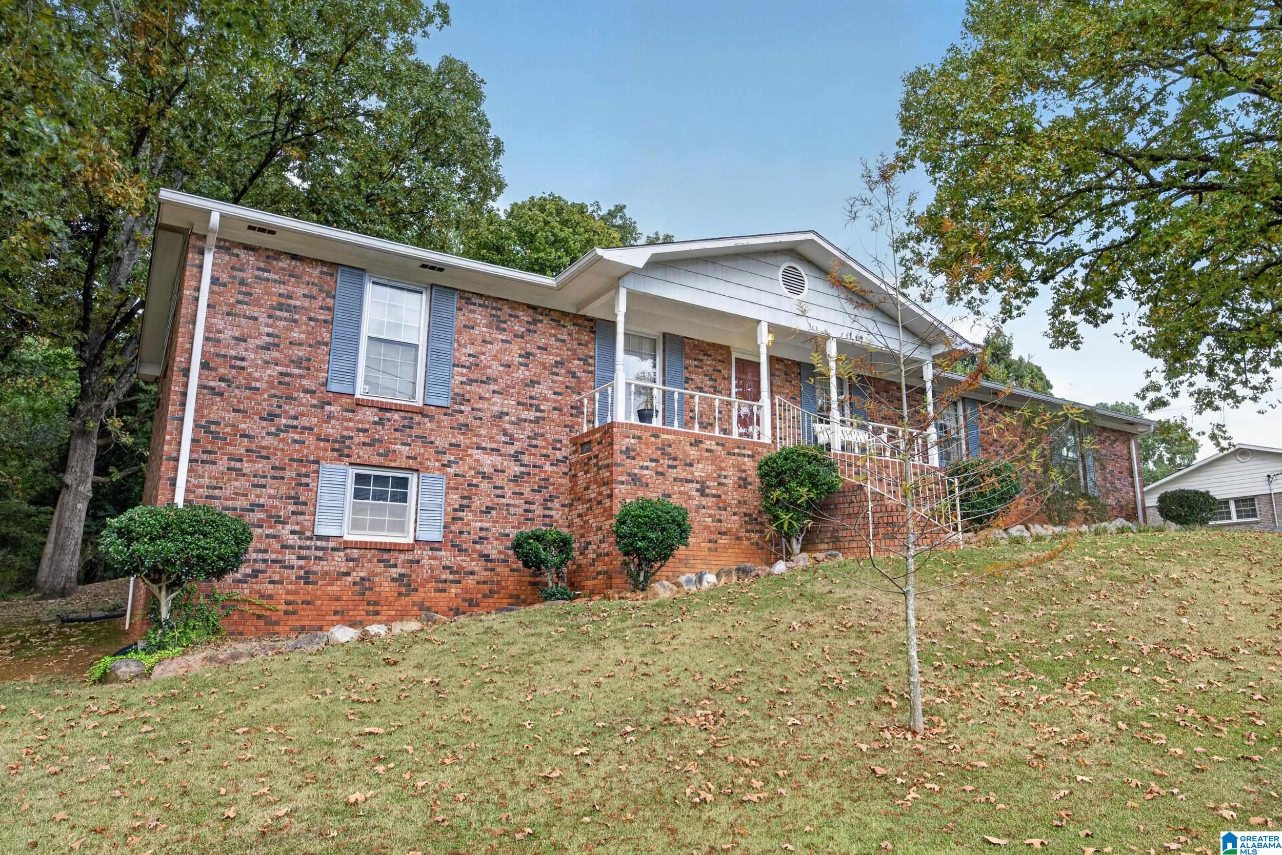 Photo 1 of Single family home for sale at 1218 Homewood Dr, Oxford, AL 36203 | MLS# 21468118 | Listing updated on 2026-10-21
