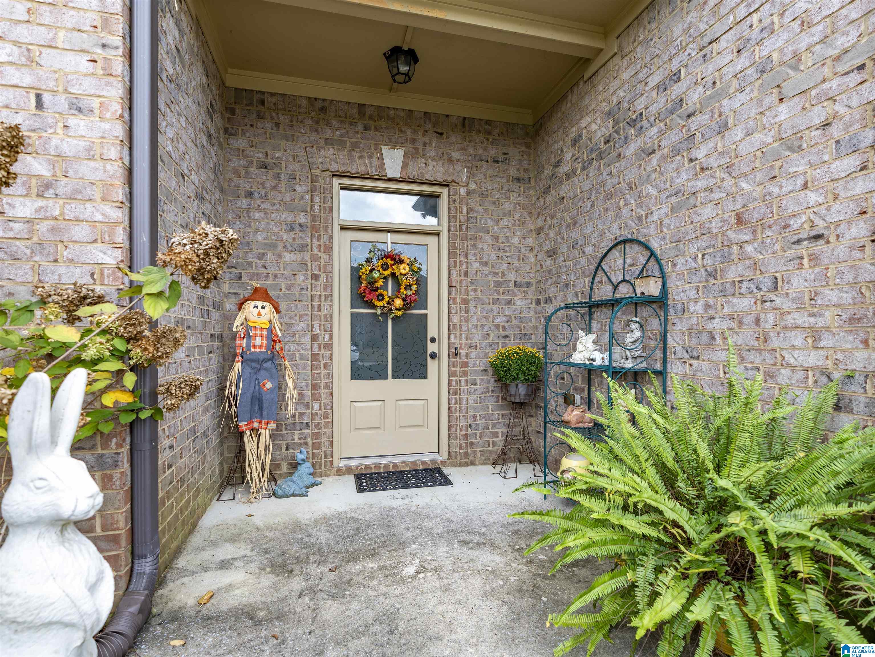 Photo 3 of Single family home for sale at 126 Weeping Cir, Wilsonville, AL 35186 | MLS# 21468145 | Listing updated on 2026-10-22