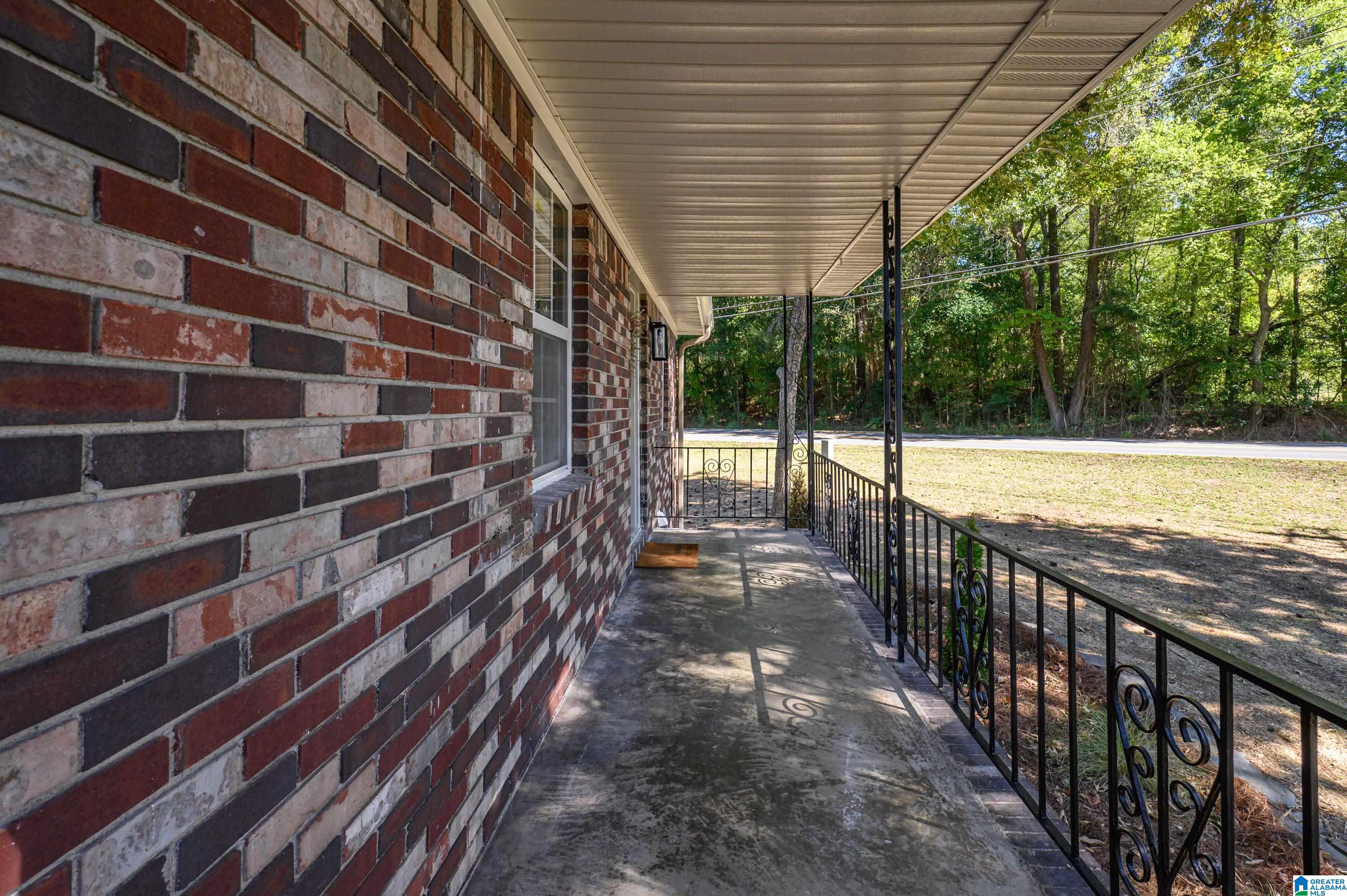 Photo 3 of Single family home for sale at 356 Pleasant Grv Rd, Pleasant Grove, AL 35127 | MLS# 21468152 | Listing updated on 2026-10-22