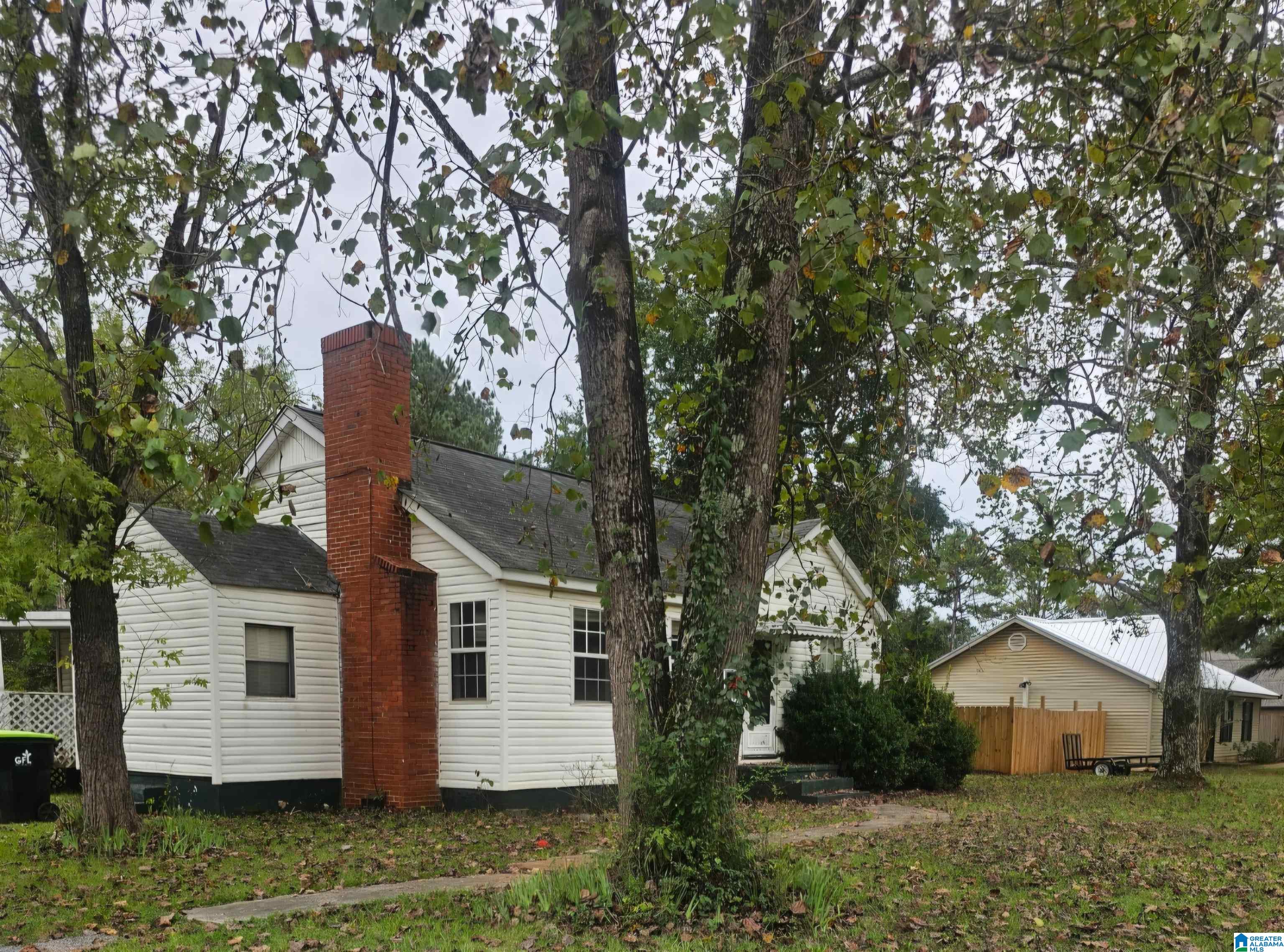 Photo 1 of Single family home for sale at 600 Pinecrest Dr, Childersburg, AL 35044 | MLS# 21468188 | Listing updated on 2026-10-21