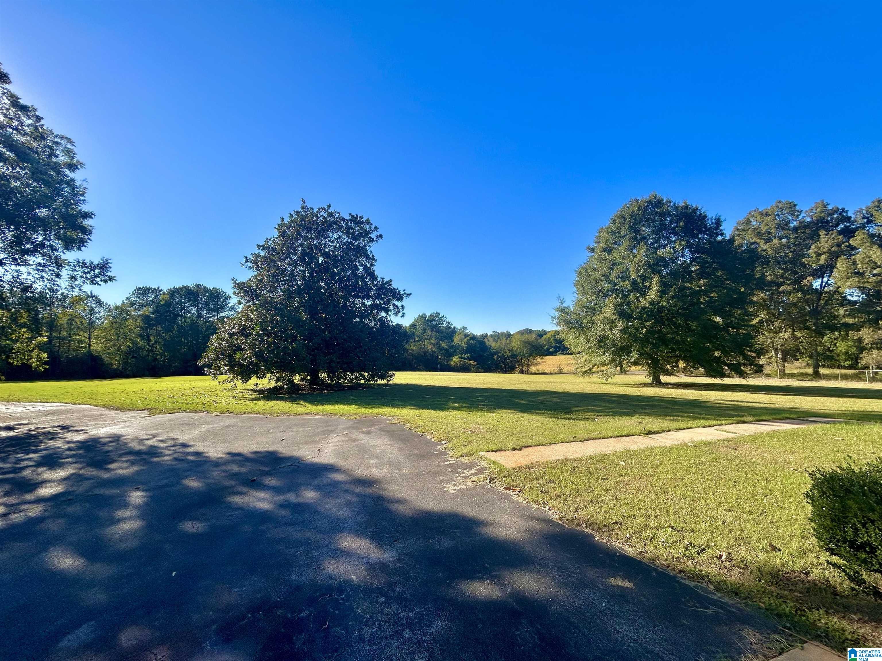 Photo 3 of Single family home for sale at 2206 Peaceburg Rd, Jacksonville, AL 36265 | MLS# 21468189 | Listing updated on 2026-10-21