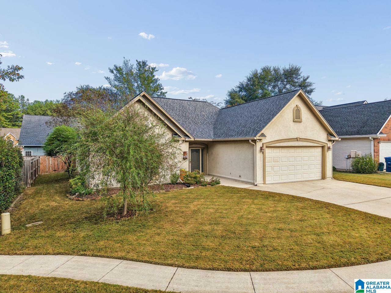 Photo 2 of Single family home for sale at 928 Jackson Cir, Helena, AL 35080 | MLS# 21468202 | Listing updated on 2026-10-21