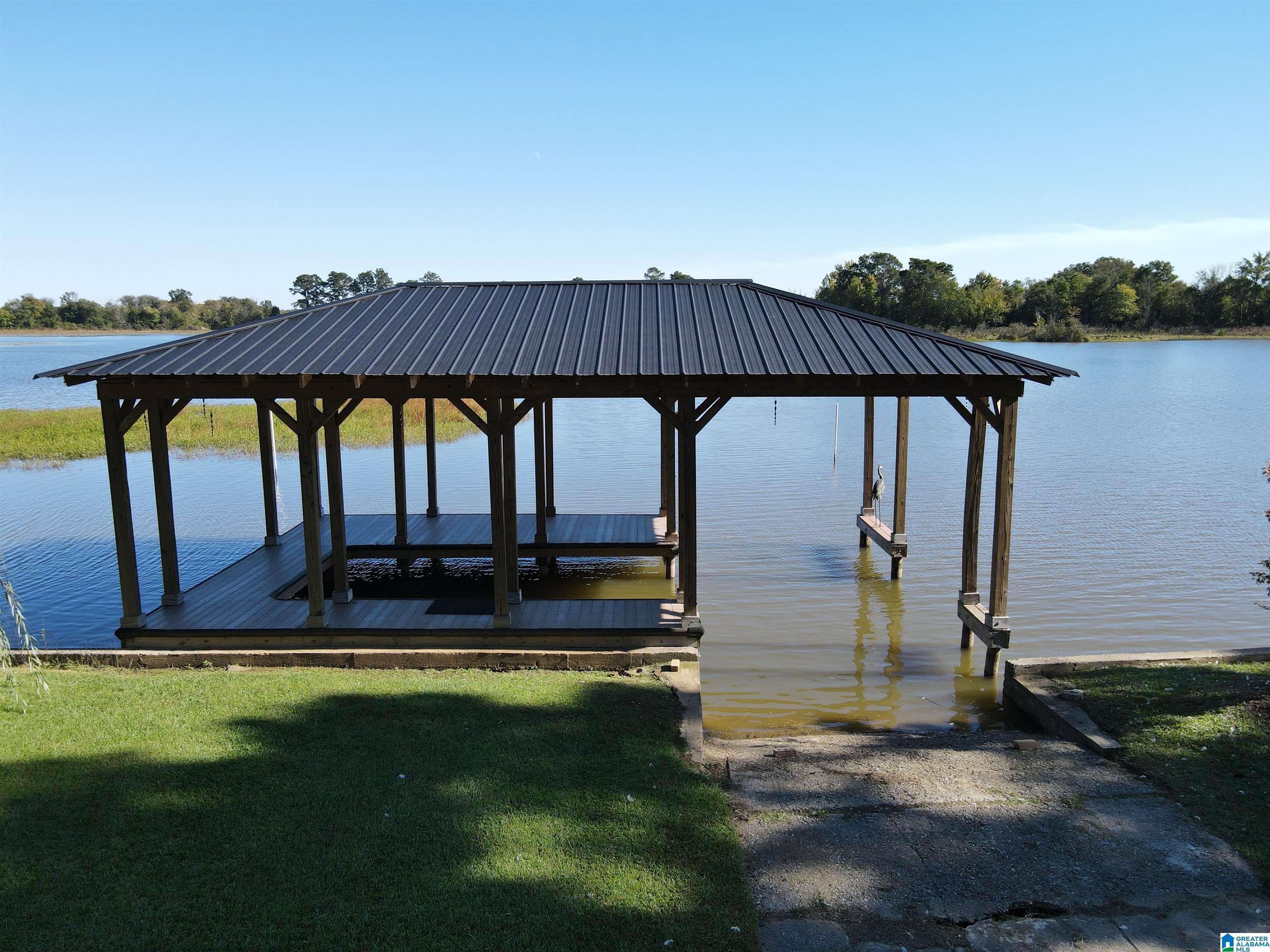 Photo 3 of Single family home for sale at 846 Haven Cir, Riverside, AL 35135 | MLS# 21468228 | Listing updated on 2026-10-22