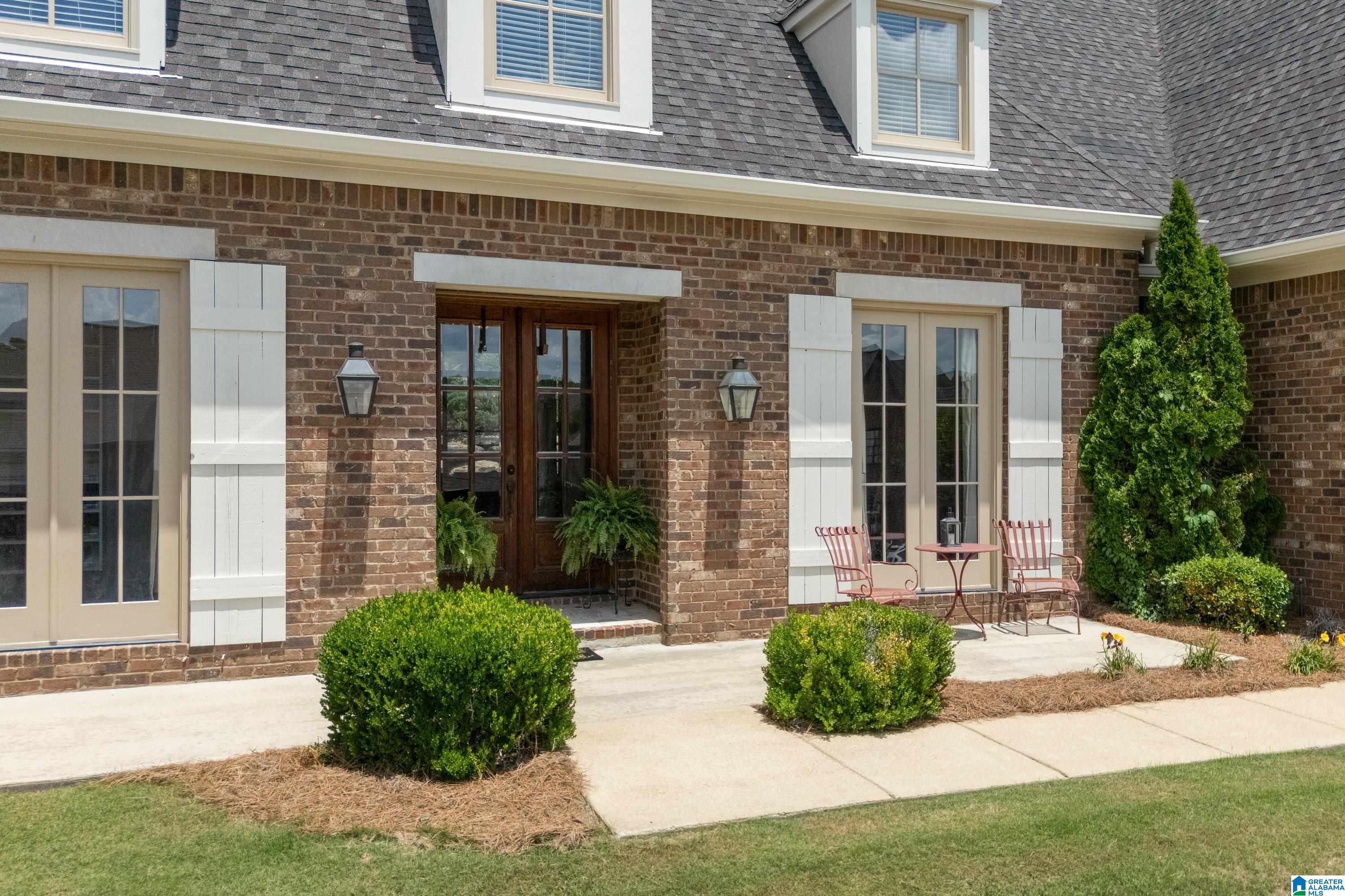 Photo 2 of Single family home for sale at 2321 Bellevue Ct, Hoover, AL 35226 | MLS# 21468234 | Listing updated on 2026-10-22