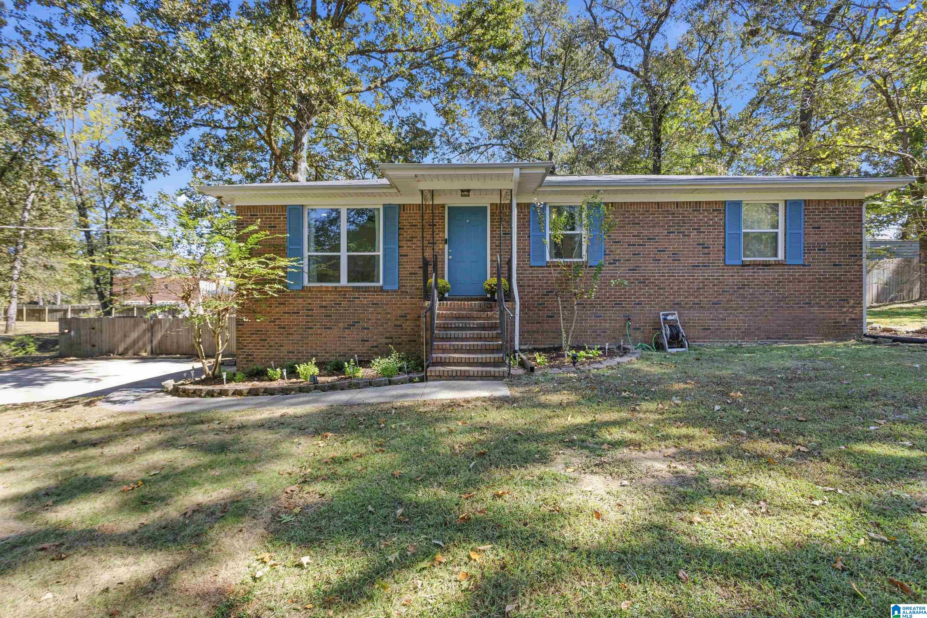 Photo 2 of Single family home for sale at 3121 Sayers Rd, Fultondale, AL 35068 | MLS# 21468249 | Listing updated on 2026-10-22