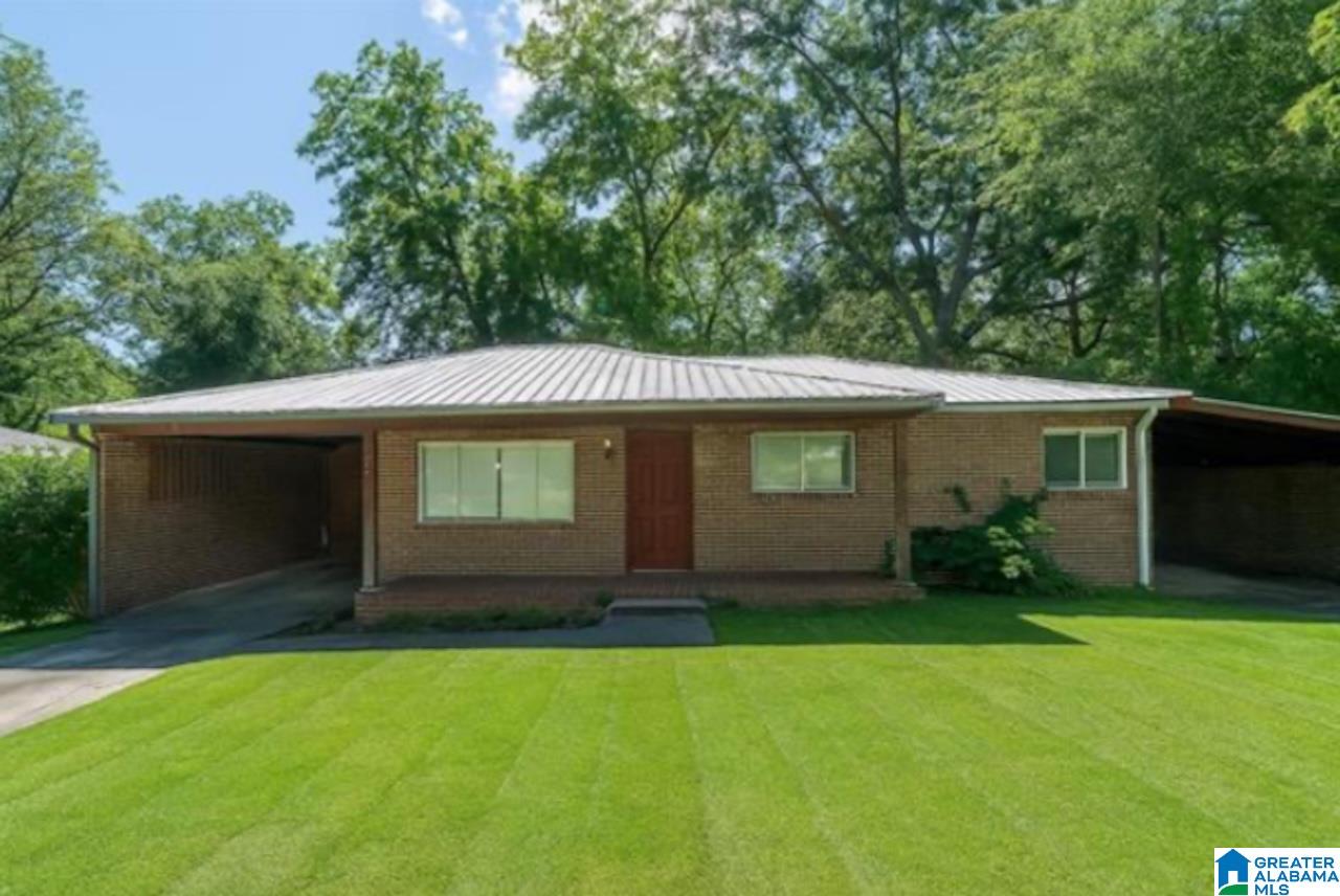 Photo 1 of Single family home for sale at 415 Thomas St, Warrior, AL 35180 | MLS# 21468276 | Listing updated on 2026-10-22