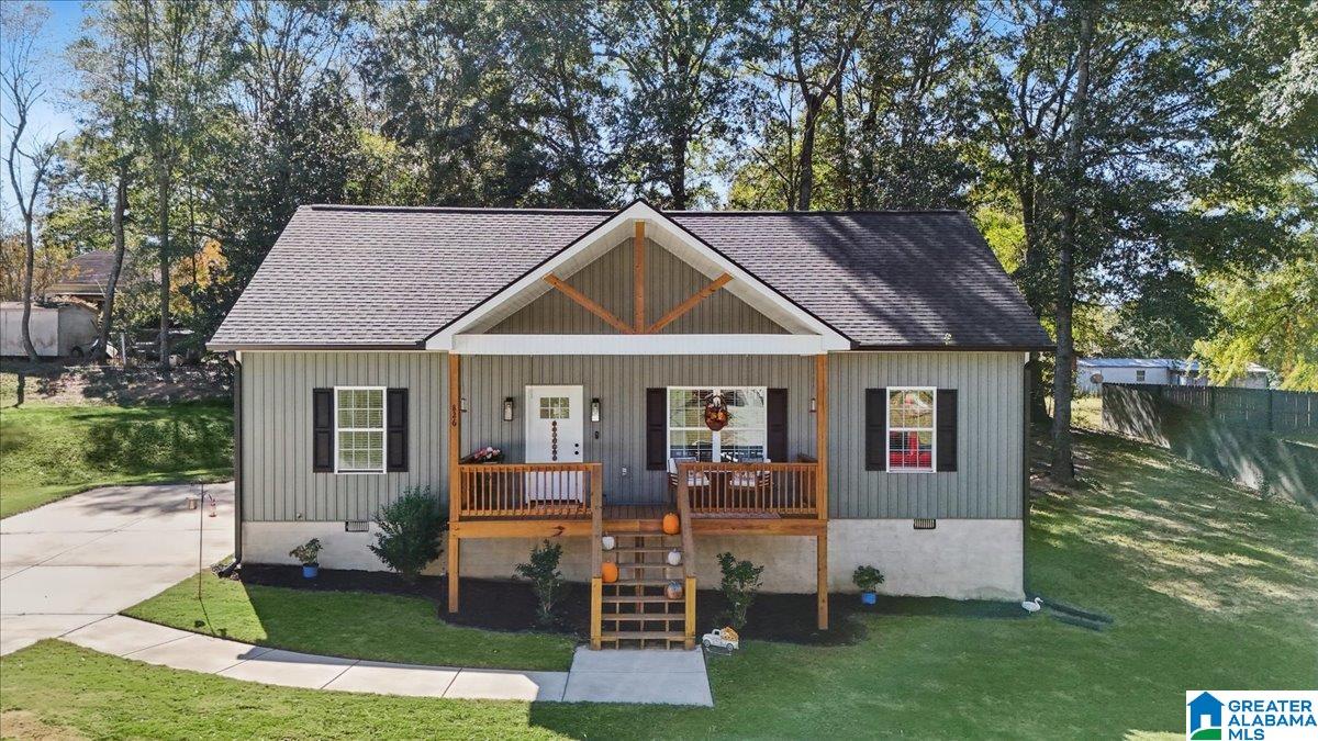 Photo 1 of Single family home for sale at 826 Coleman St, Heflin, AL 36264 | MLS# 21468277 | Listing updated on 2026-10-22