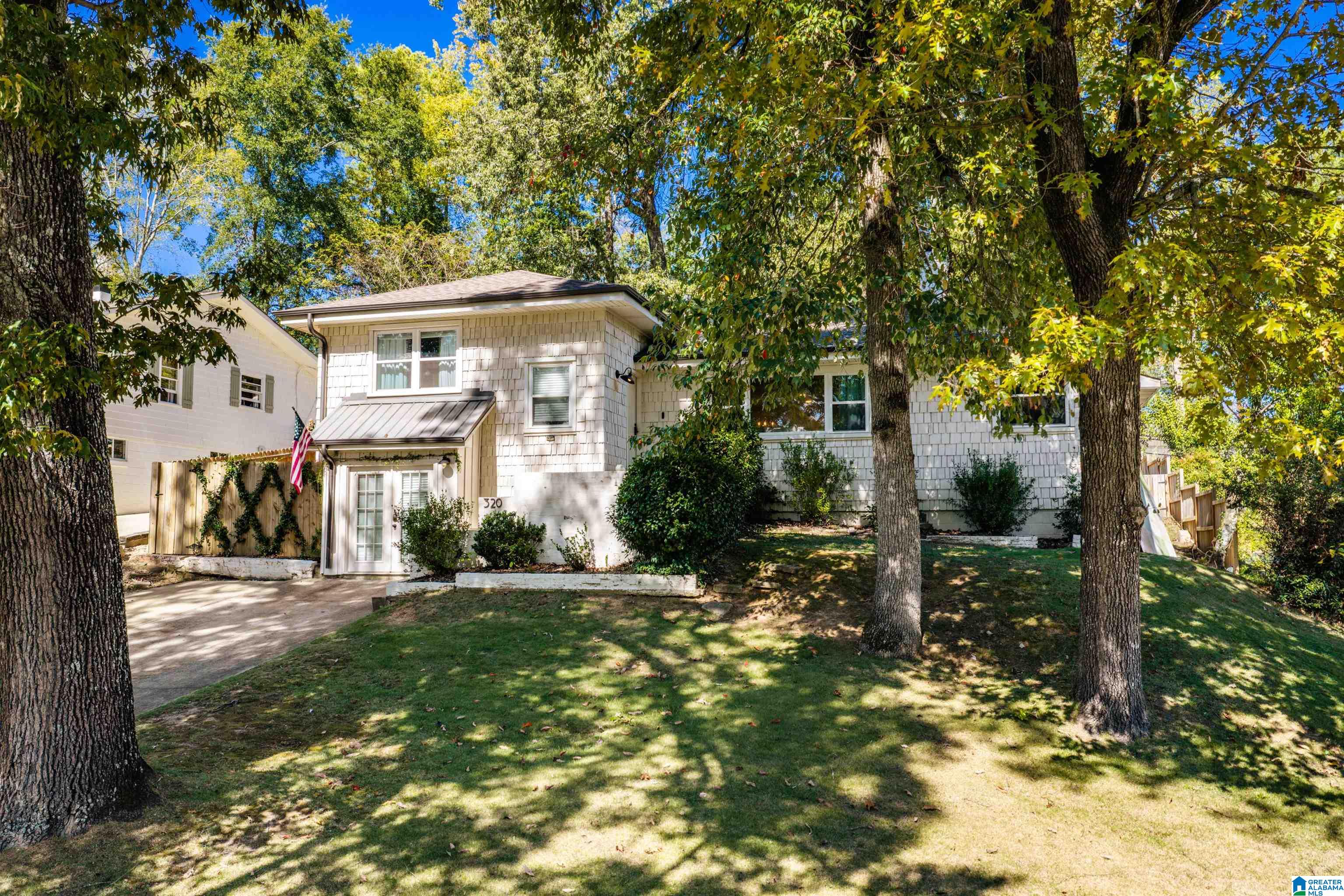 Photo 1 of Single family home for sale at 320 Redfern St, Birmingham, AL 35209 | MLS# 21468290 | Listing updated on 2026-10-22
