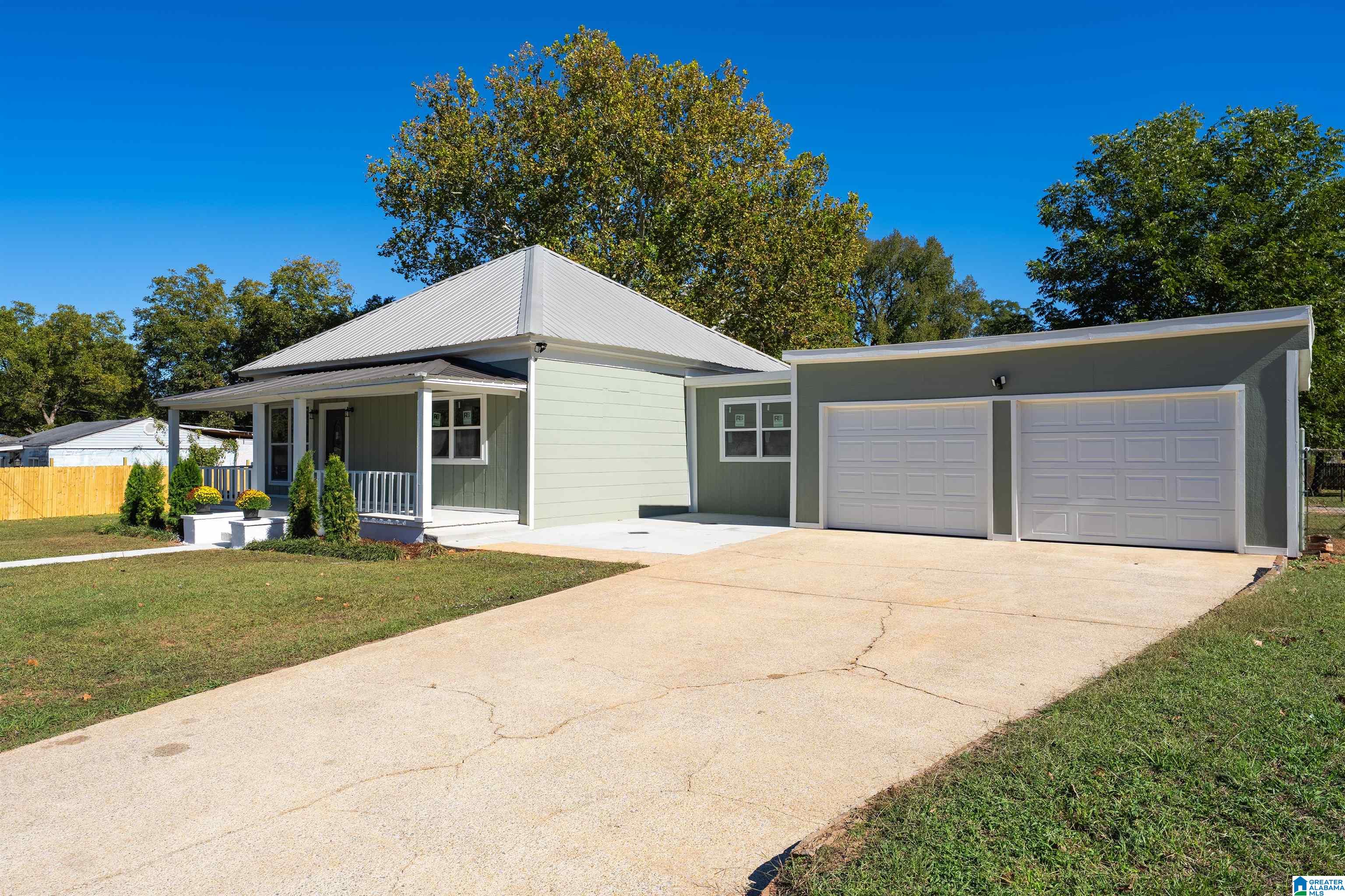 Photo 2 of Single family home for sale at 925 Dartmouth Ct, Bessemer, AL 35020 | MLS# 21468293 | Listing updated on 2026-10-22
