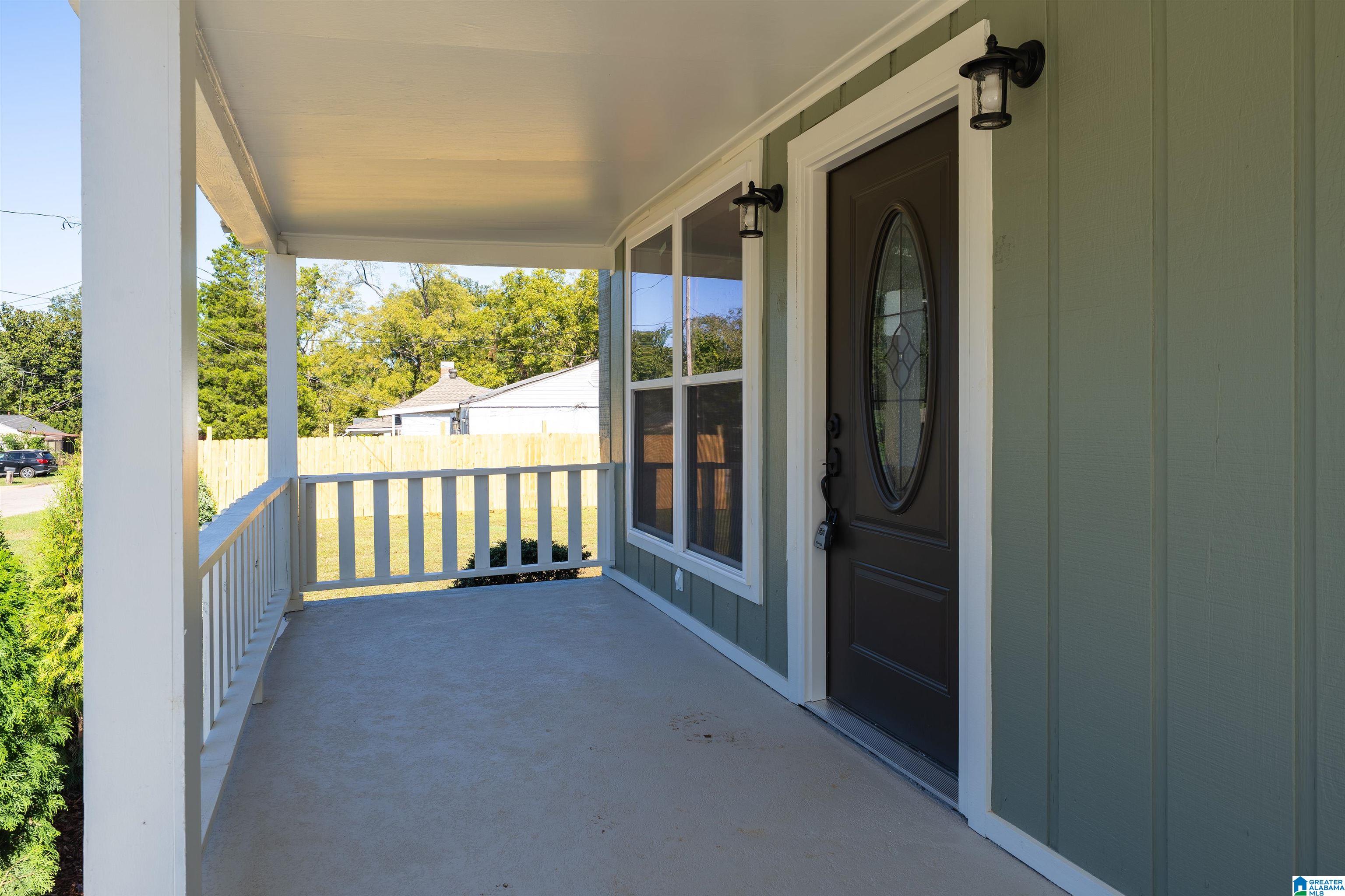 Photo 3 of Single family home for sale at 925 Dartmouth Ct, Bessemer, AL 35020 | MLS# 21468293 | Listing updated on 2026-10-22
