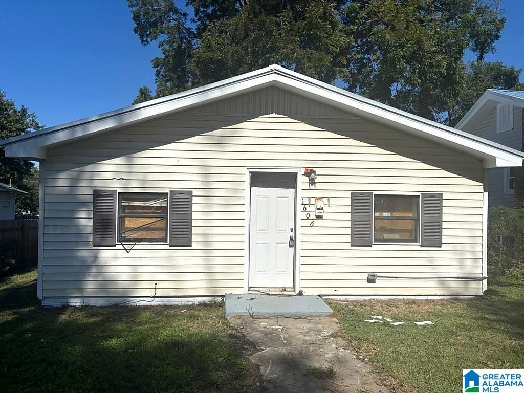 Photo 1 of Single family home for sale at 1606 49th Street, Birmingham, AL 35208 | MLS# 21468302 | Listing updated on 2026-10-22