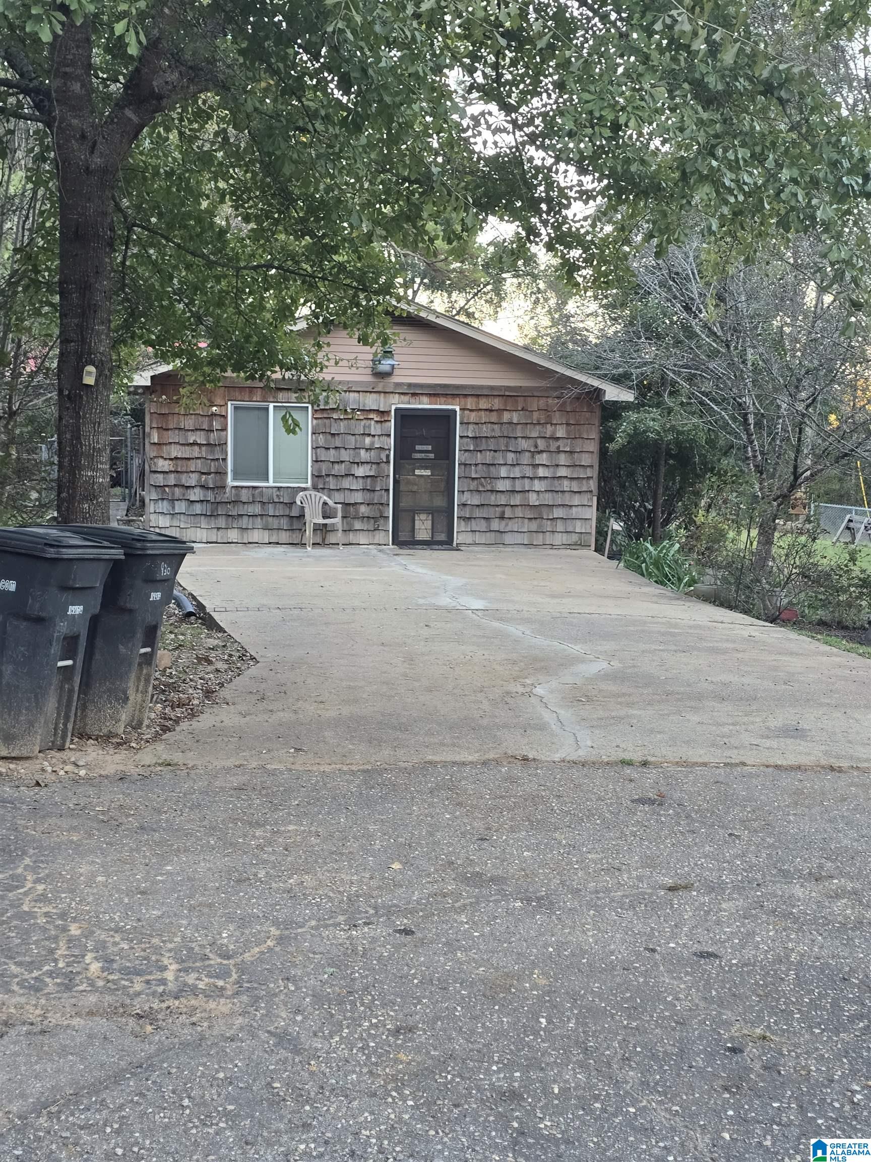 Photo 2 of Single family home for sale at 930 Highway 19, Montevallo, AL 35115 | MLS# 21468307 | Listing updated on 2026-10-22
