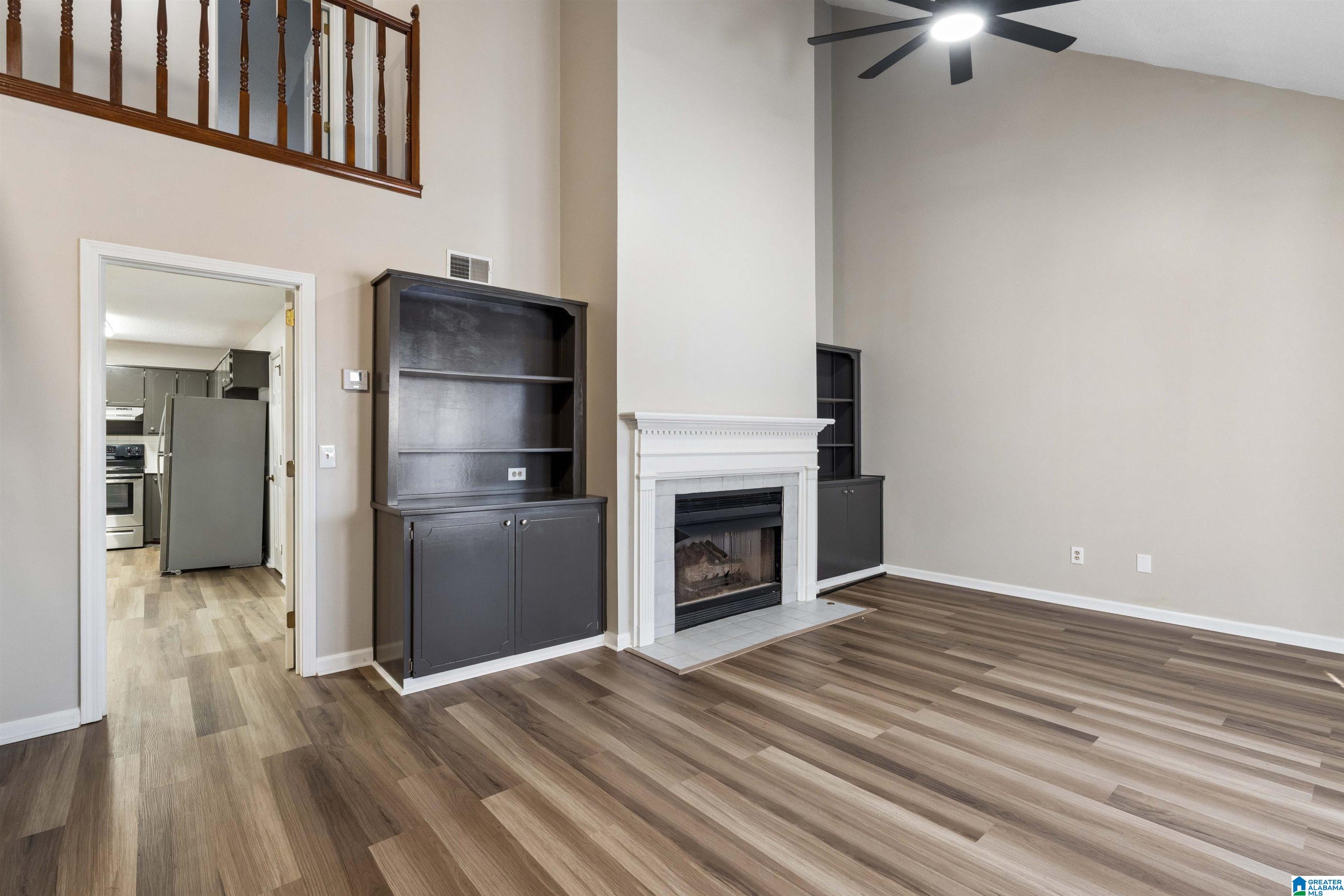 Photo 3 of Townhouse for sale at 2583 Hampstead Dr, Birmingham, AL 35235 | MLS# 21468308 | Listing updated on 2026-10-22
