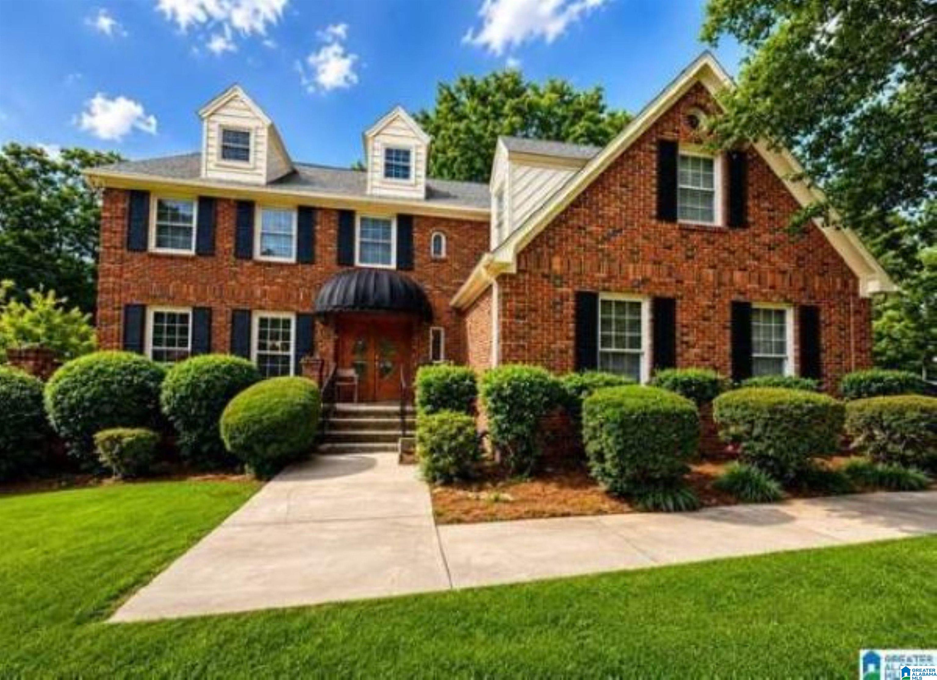 Photo 1 of Single family home for sale at 921 Village Ml Rd, Birmingham, AL 35215 | MLS# 21468312 | Listing updated on 2026-10-22