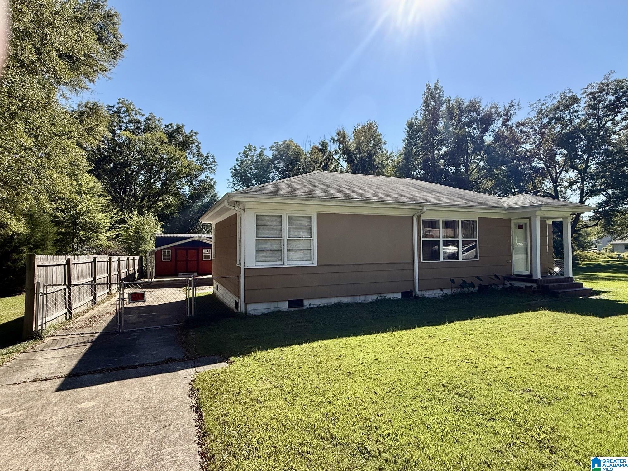 Photo 1 of Single family home for sale at 104 E Crest Rd, Bessemer, AL 35023 | MLS# 21468318 | Listing updated on 2026-10-22