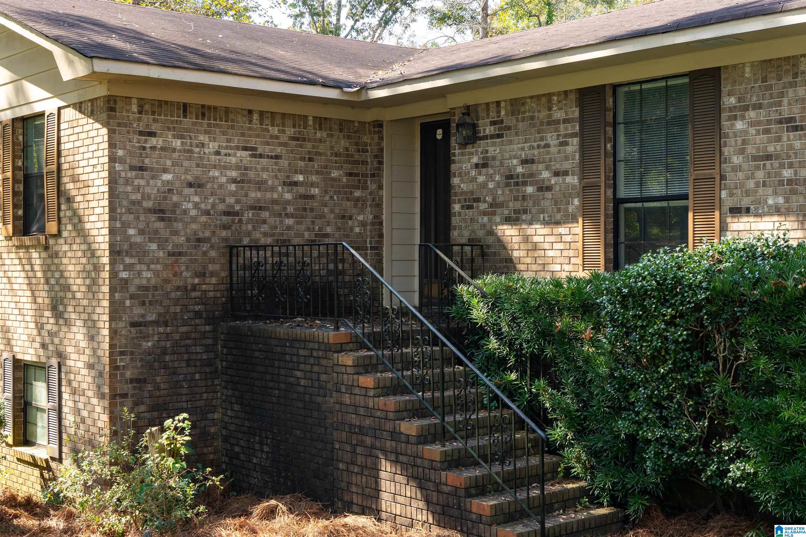 Photo 3 of Single family home for sale at 94 Fairview Dr, Childersburg, AL 35044 | MLS# 21468320 | Listing updated on 2026-10-22