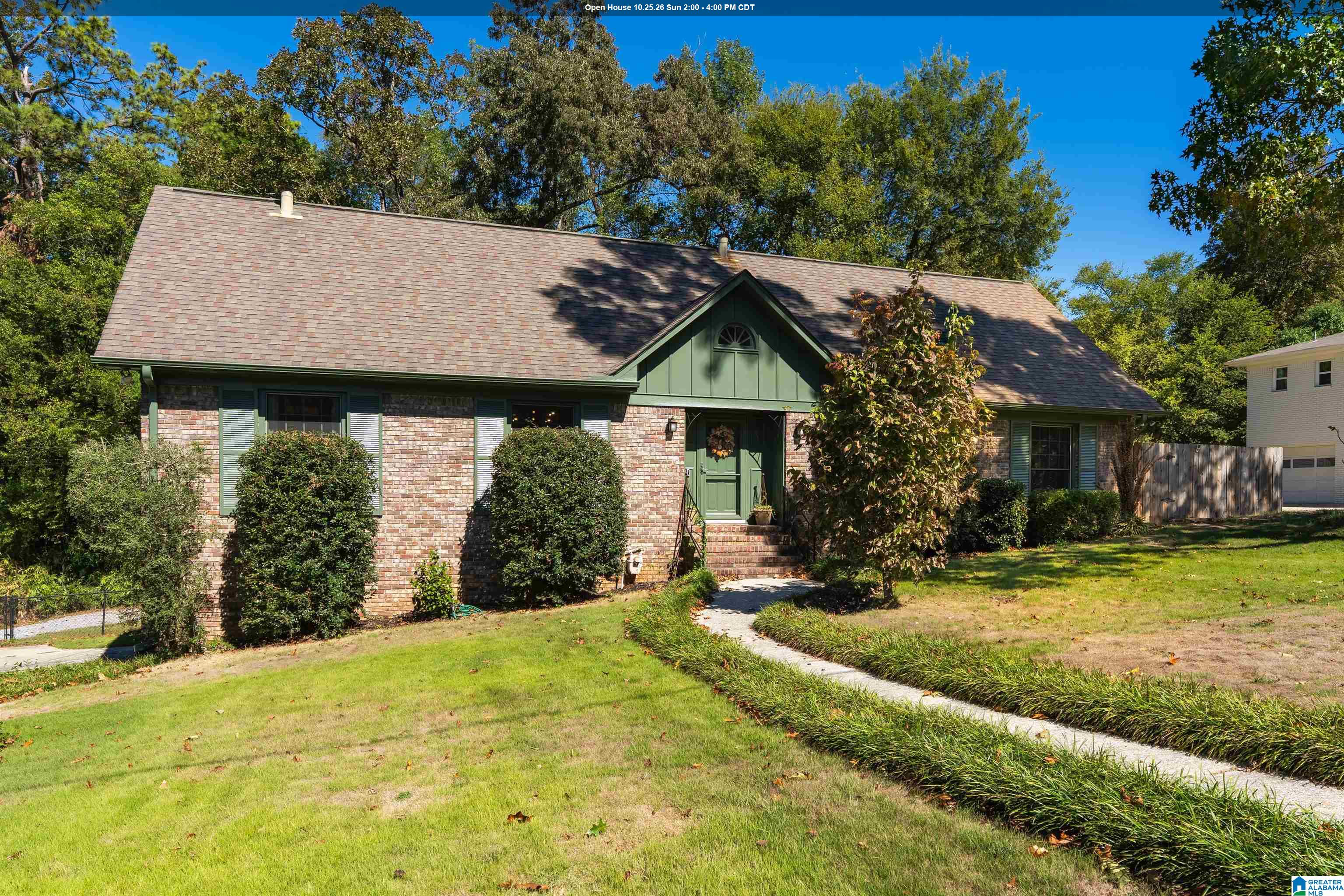 Photo 1 of Single family home for sale at 3517 Teton Cir, Hoover, AL 35216 | MLS# 21468333 | Listing updated on 2026-10-22