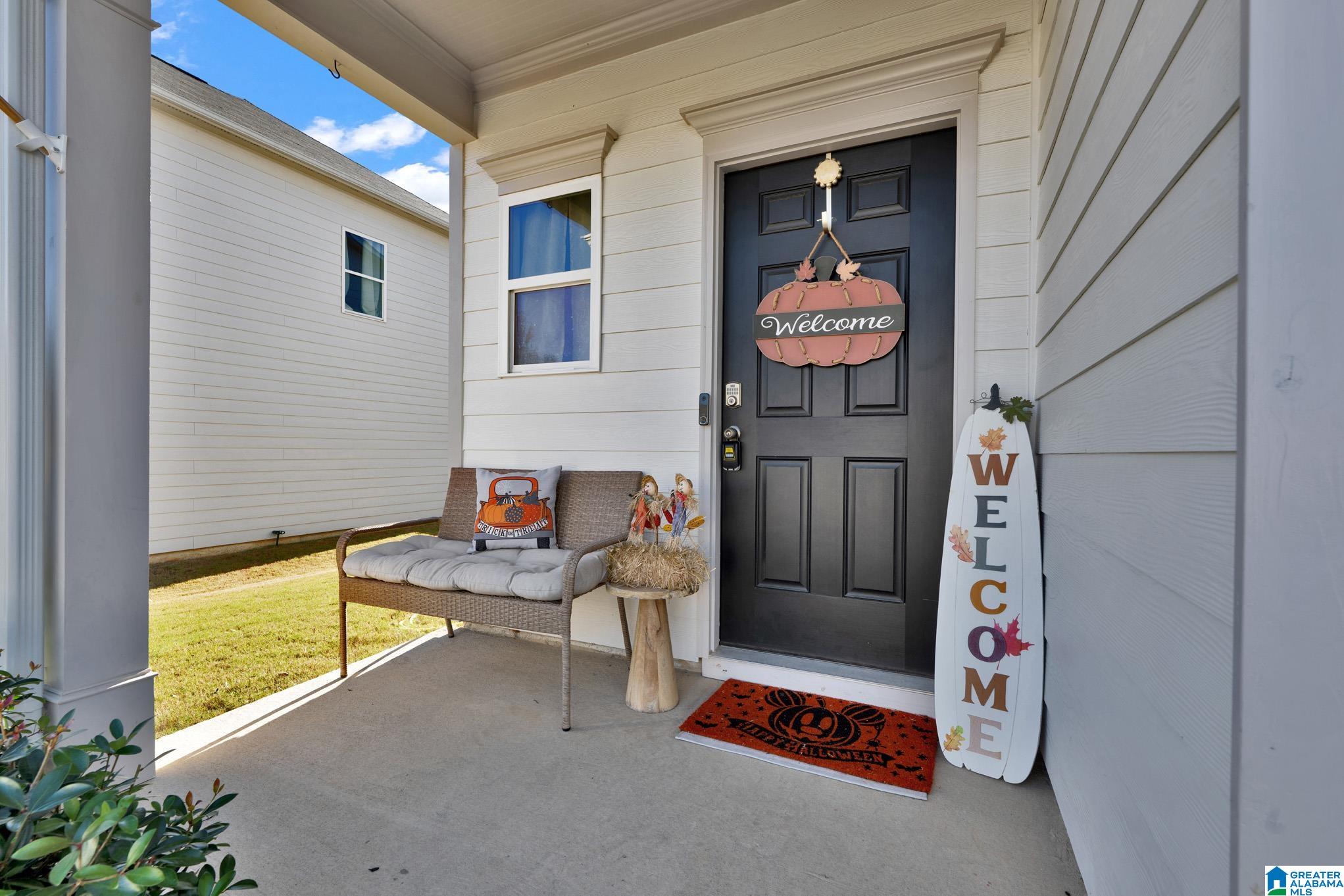 Photo 4 of Single family home for sale at 2021 Valley Run, Leeds, AL 35094 | MLS# 21468348 | Listing updated on 2026-10-22