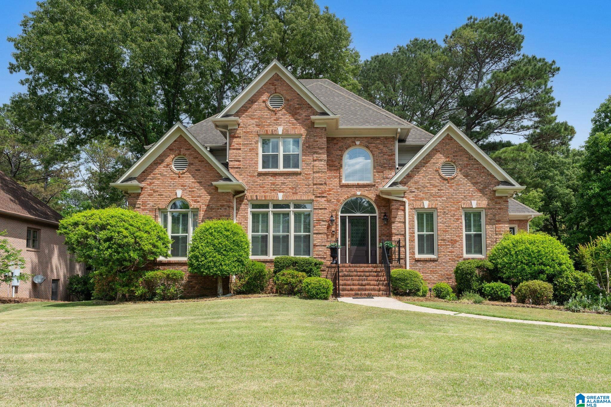 Single family home for sale at 3825 Kinross Dr, BIRMINGHAM, AL 35242 | MLS# 21468360