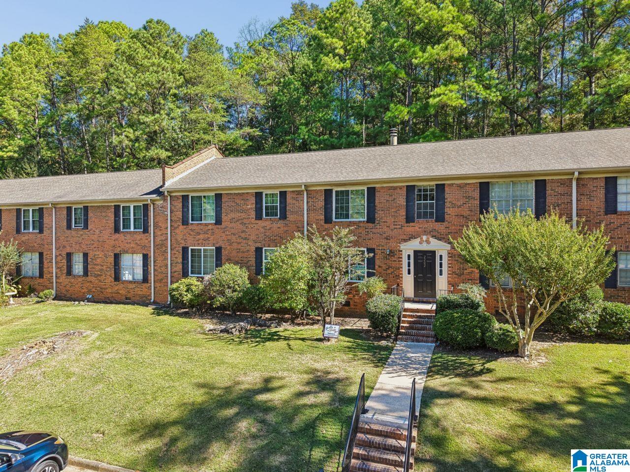 Condo for sale at 2202 Montreat Cir #A, VESTAVIA HILLS, AL 35216 | MLS# 21468382
