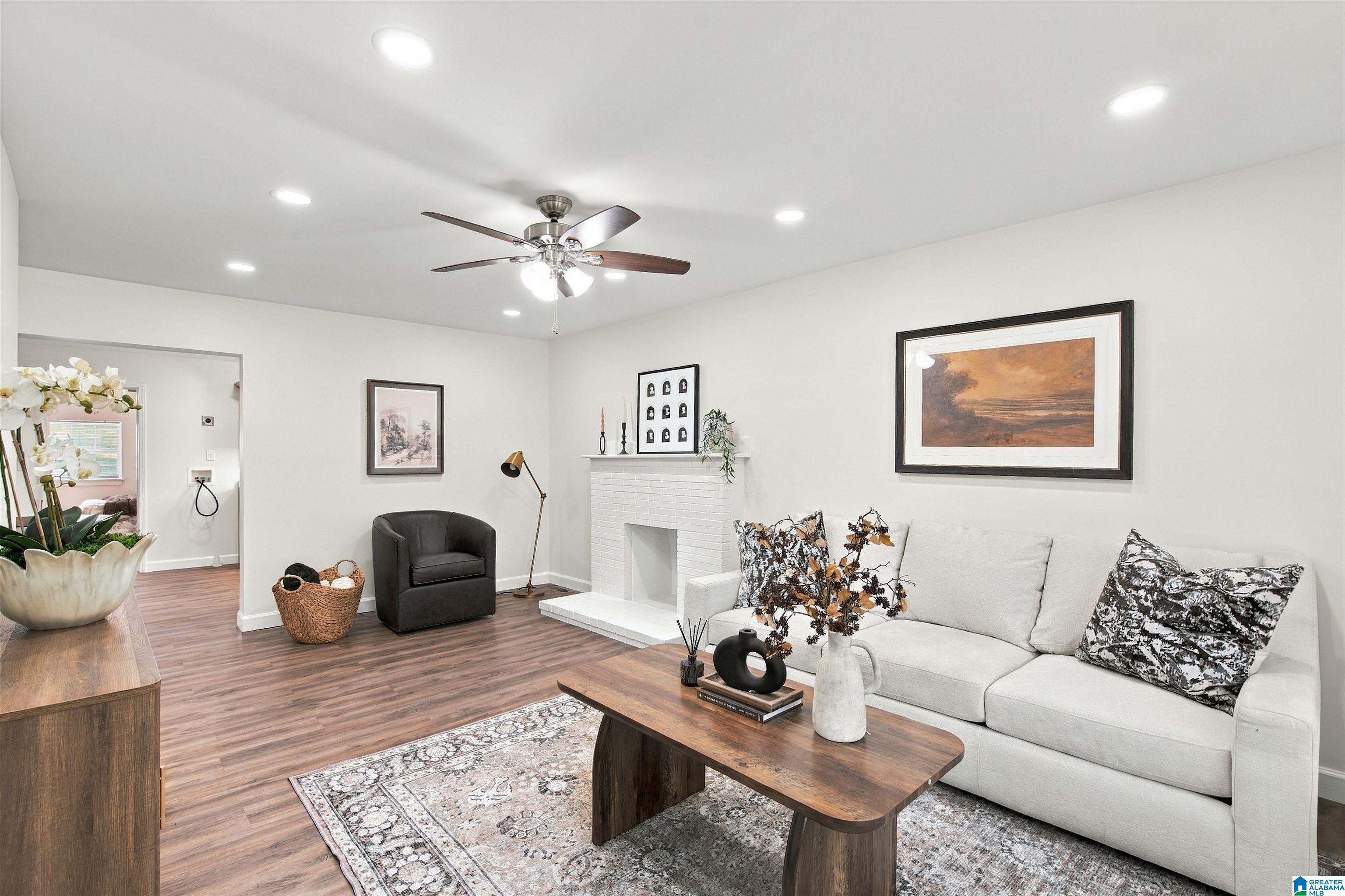 Photo 2 of Single family home for sale at 990 Bluff St, Bessemer, AL 35020 | MLS# 21468391 | Listing updated on 2026-10-22