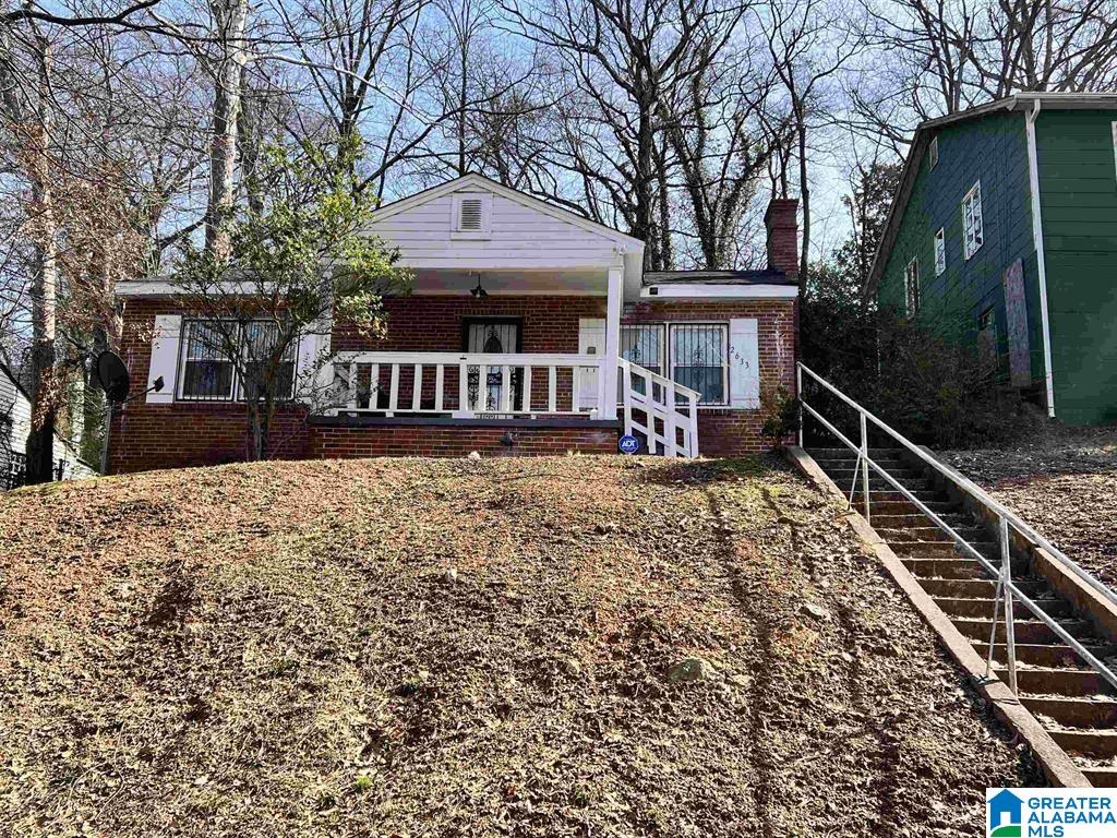 Photo 1 of Single family home for sale at 913 13th Street, Birmingham, AL 35228 | MLS# 21468392 | Listing updated on 2026-10-23