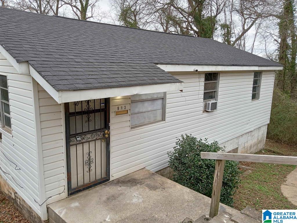 Photo 1 of Single family home for sale at 913a 13th Street, Birmingham, AL 35228 | MLS# 21468398 | Listing updated on 2026-10-23