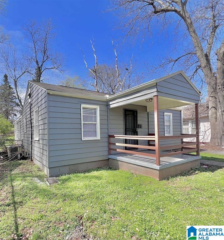 Single family home for sale at 1152 14th Place SW, BIRMINGHAM, AL 35211 | MLS# 21468404