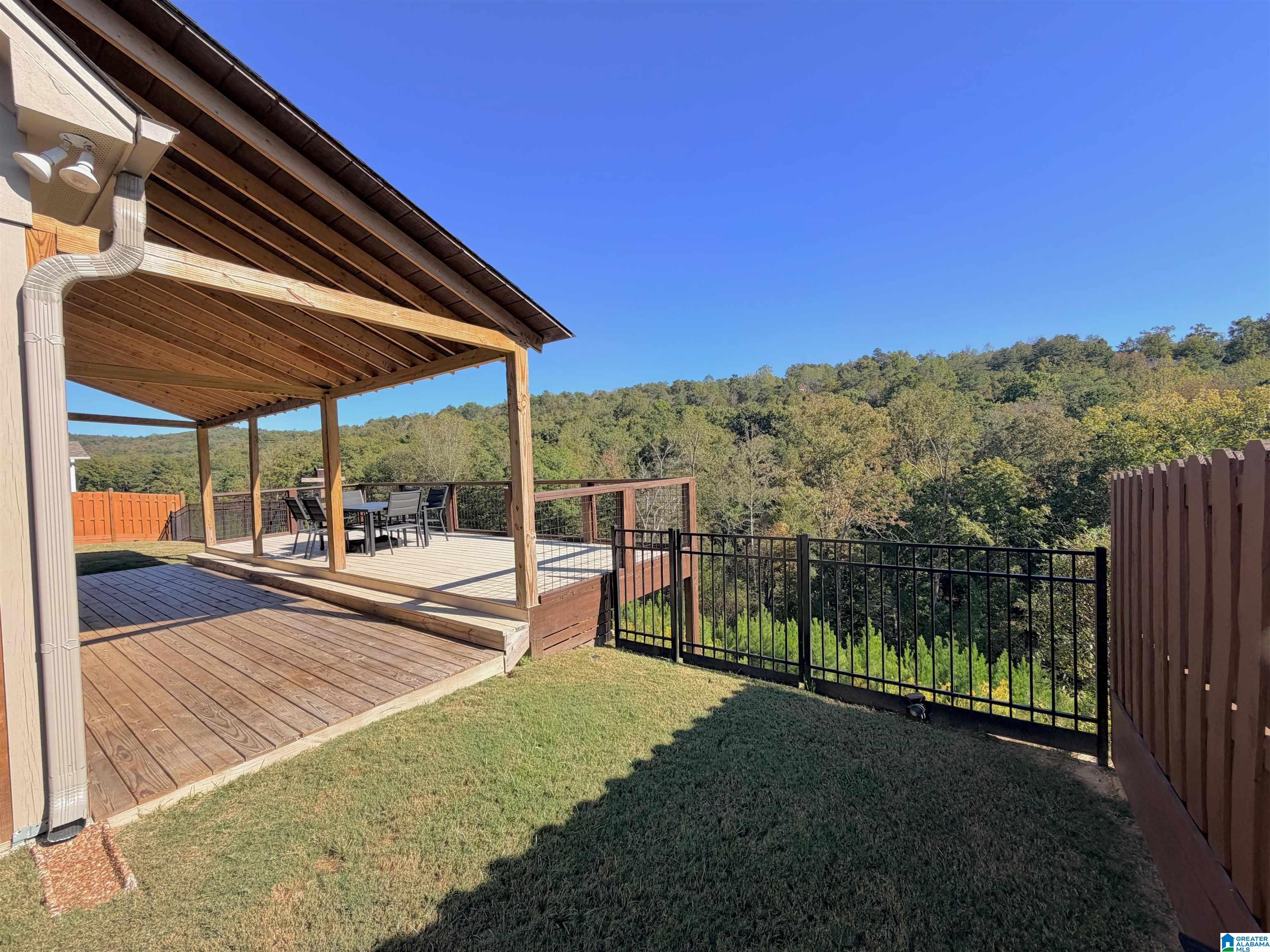 Single family home for sale at 172 Atlantic Ln, BIRMINGHAM, AL 35242 | MLS# 21468421