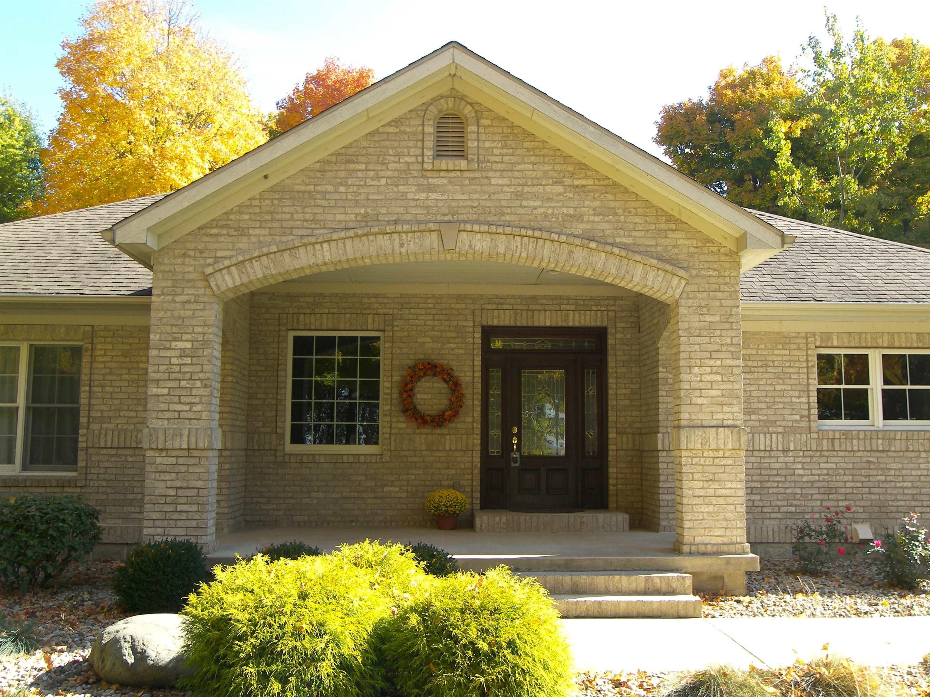 Photo 4 of 2250 N 350 W